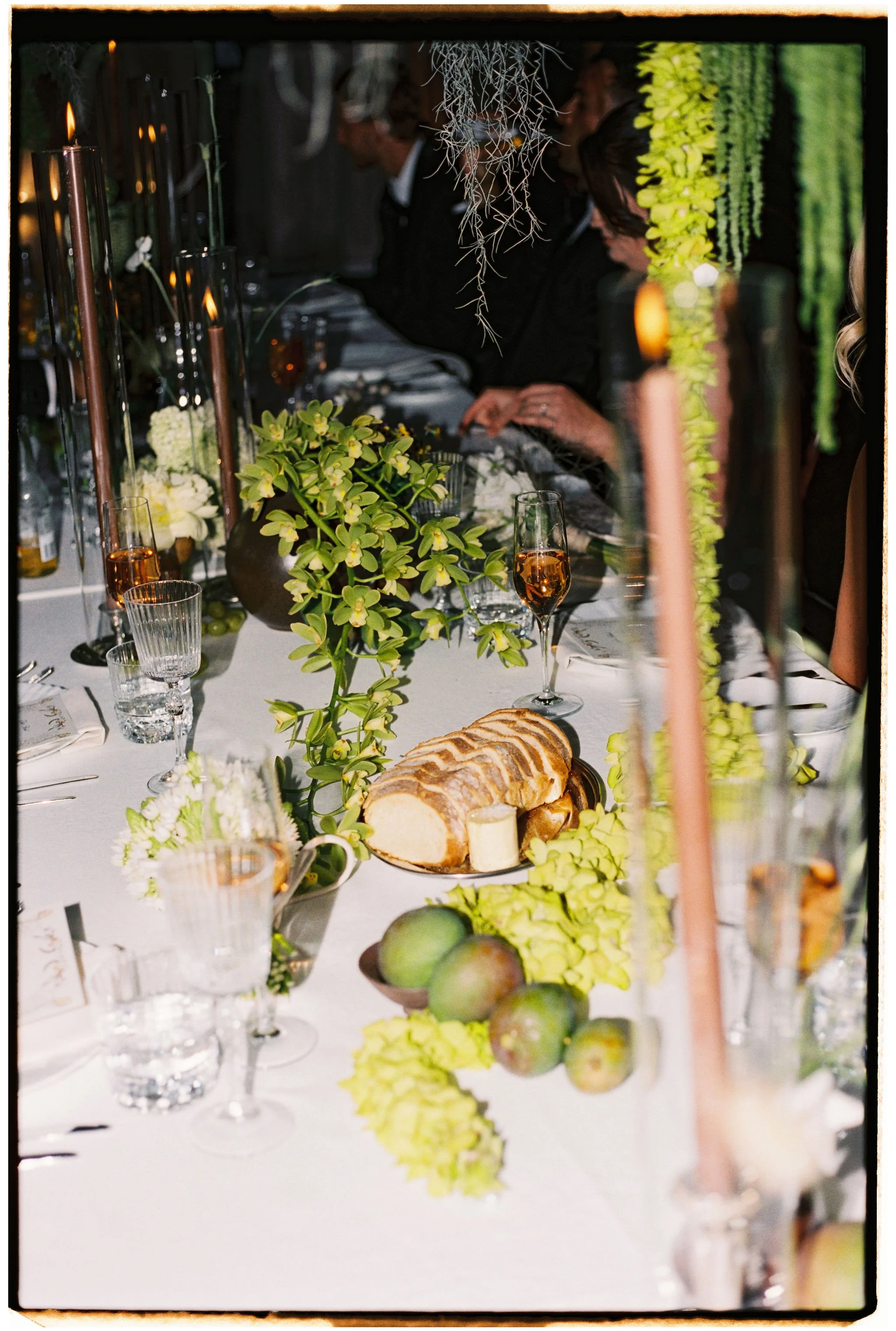 elsie-bradan-wedding-photography-1_108_H&A-EB-FILM-104.jpg