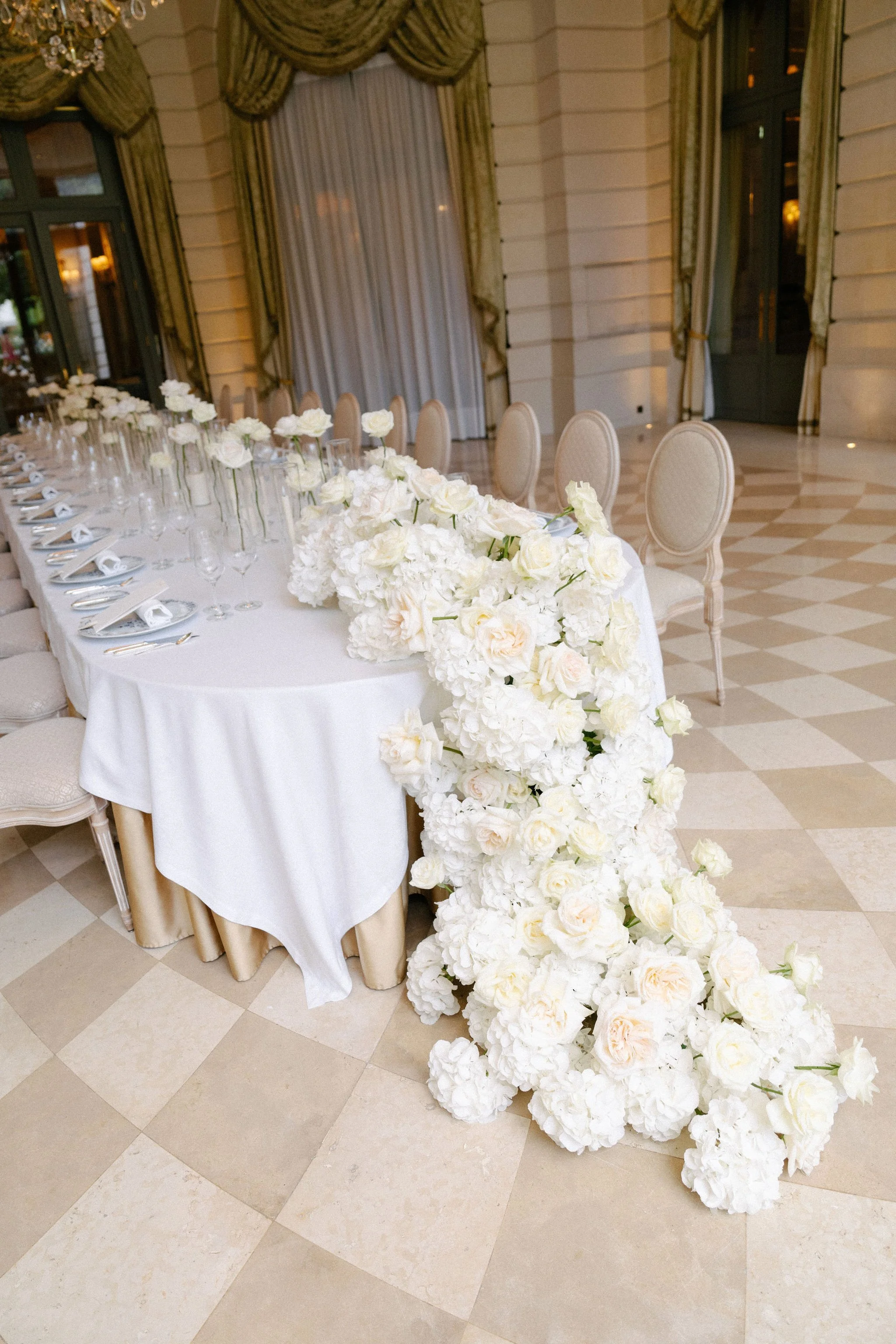paris-wedding-photography-_041_H&A-CD-RECEPTION205.jpg