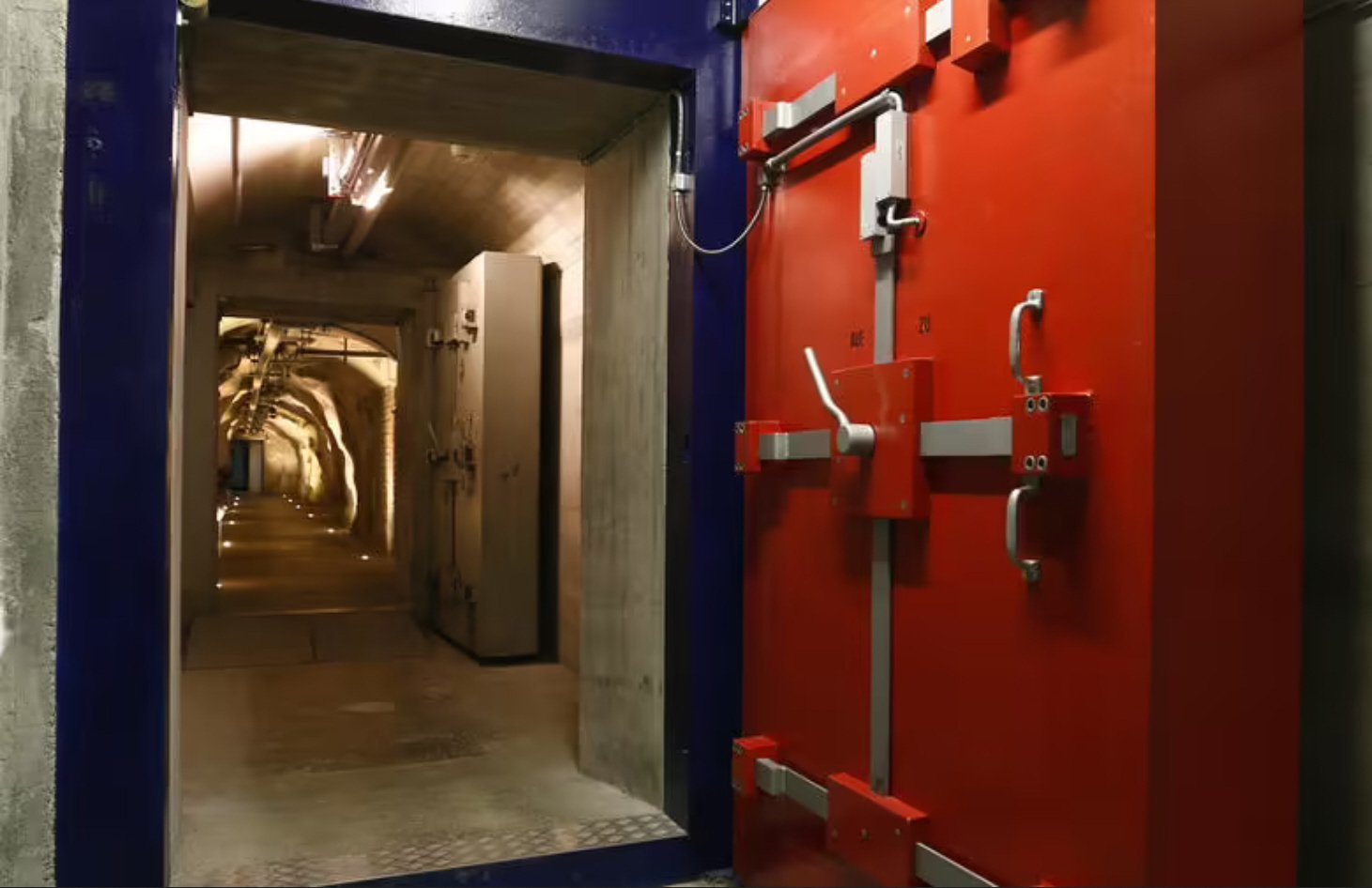 Overarch secured on Exoscale