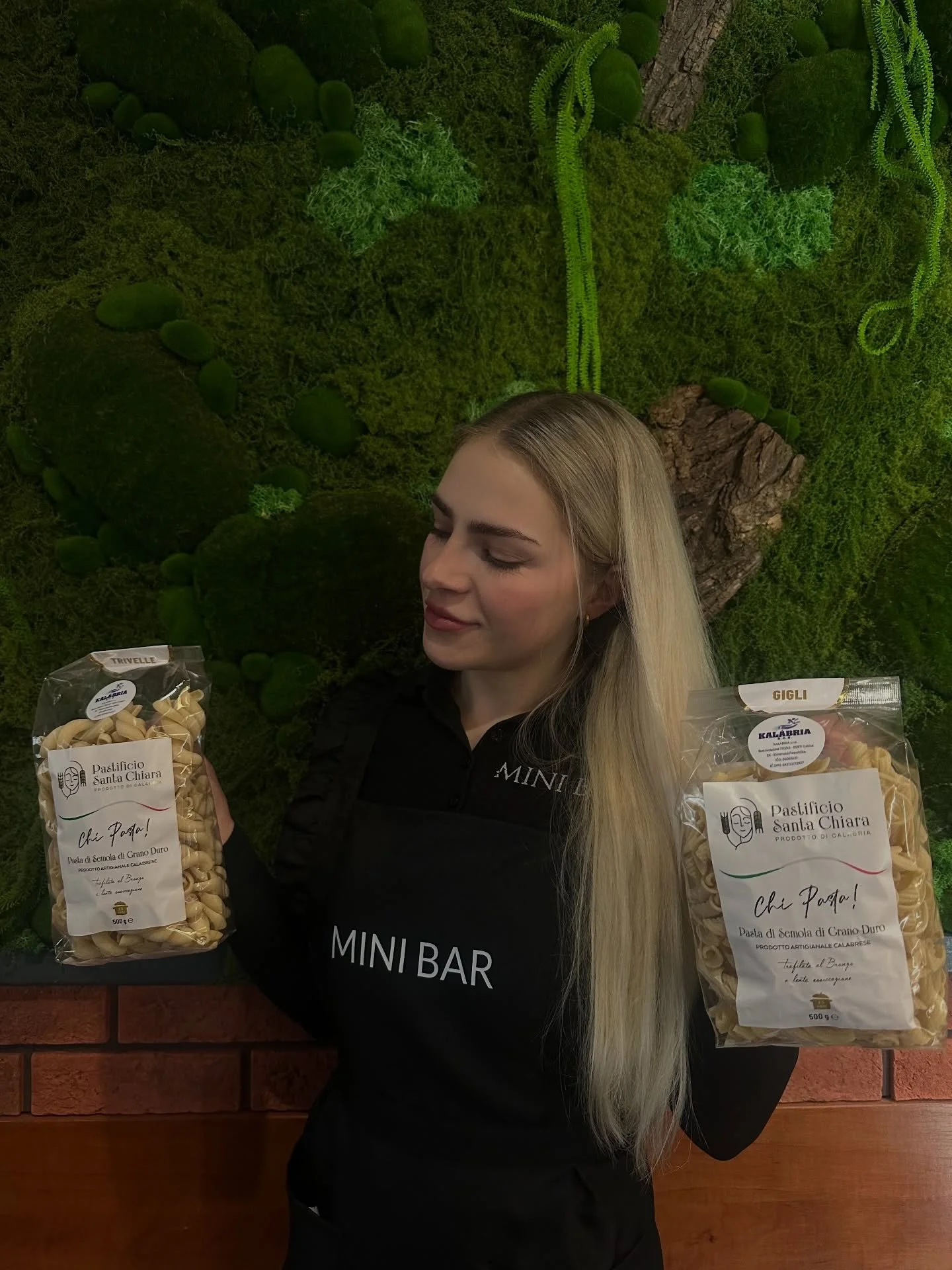 Na&scaron;i hostia si tieto cestoviny jednoducho zamilovali. Každ&yacute; deň sme poč&uacute;vali, ak&eacute; s&uacute; v&yacute;nimočn&eacute; &ndash; ich chuť, &scaron;trukt&uacute;ra aj kvalita. A tak sme sa rozhodli spraviť krok navy&scaron;e.
Od