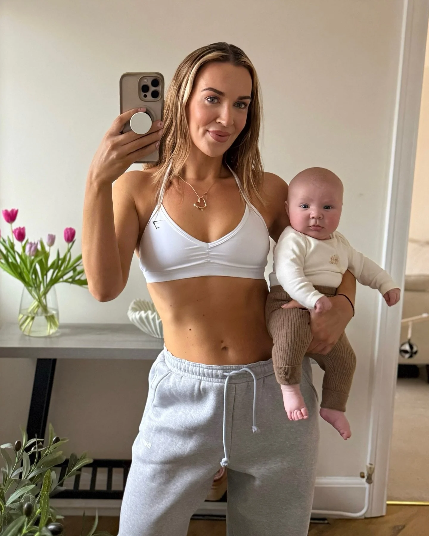 If I&rsquo;ve survived this week - this is your sign you are capable of anything you put your mind to 🌷✨🫶🏻

10 week old baby, 4 year old captain chaos, half term, lurgy, solo parenting &amp; working

Jesusss get me back to the gym next week 🙏🙏

