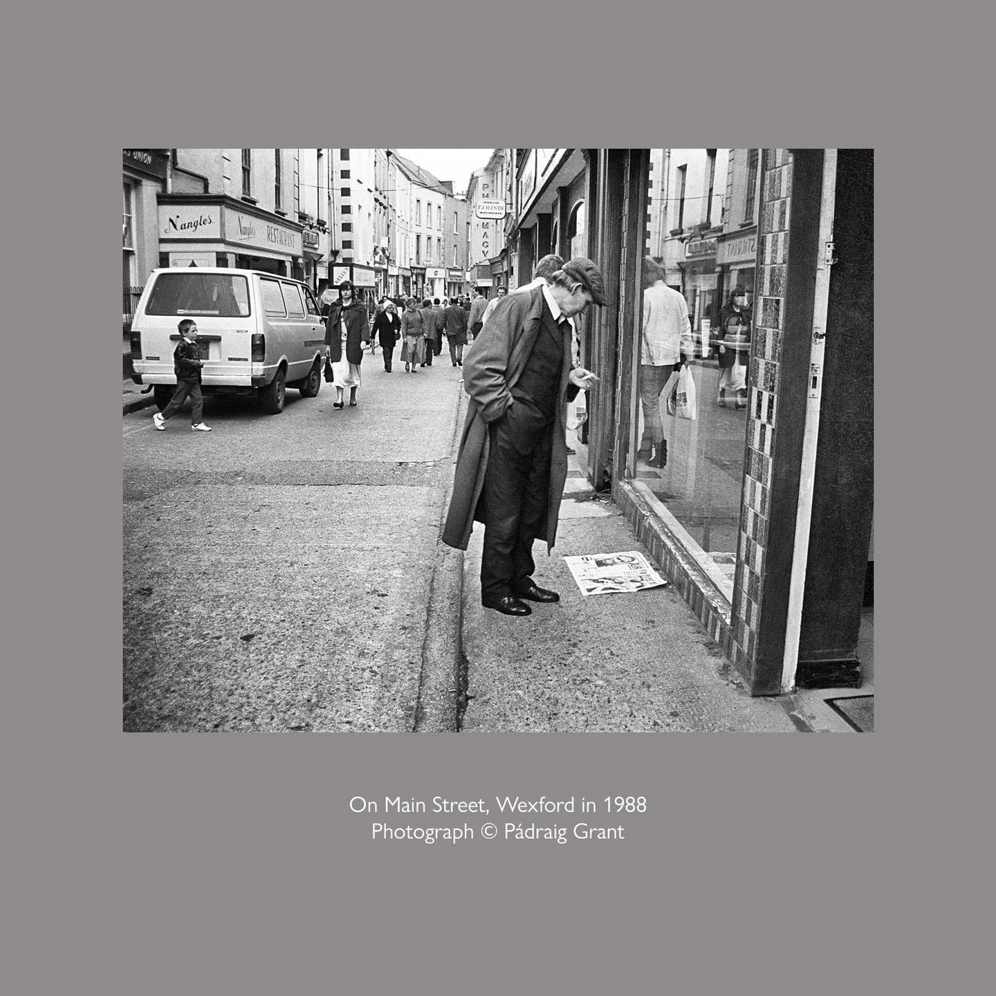 On Main Street, Wexford in 1988
Photograph &copy; P&aacute;draig Grant

#padraiggrantswexford