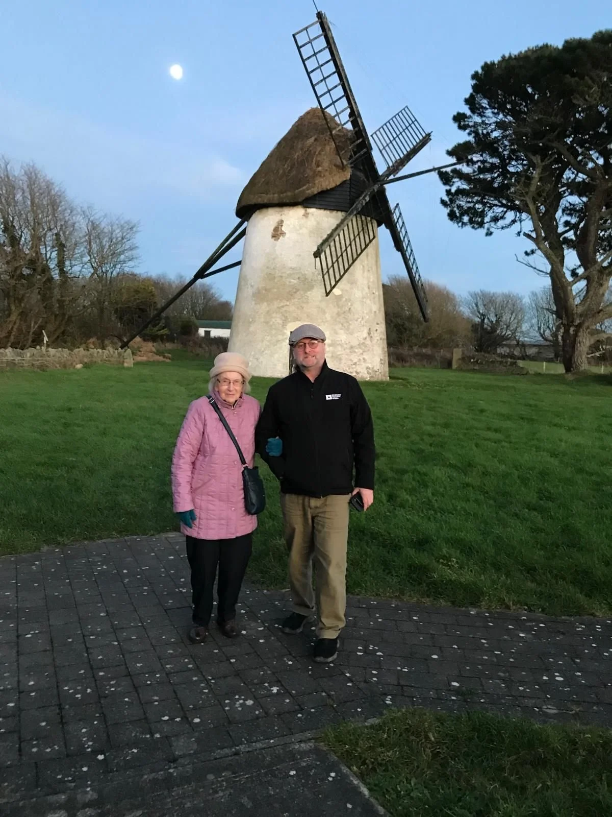 Had a lovely amble around the sites of South county Wexford yesterday evening with the matriarch and one of the favourite sisters.
Photo by Fiona Grant