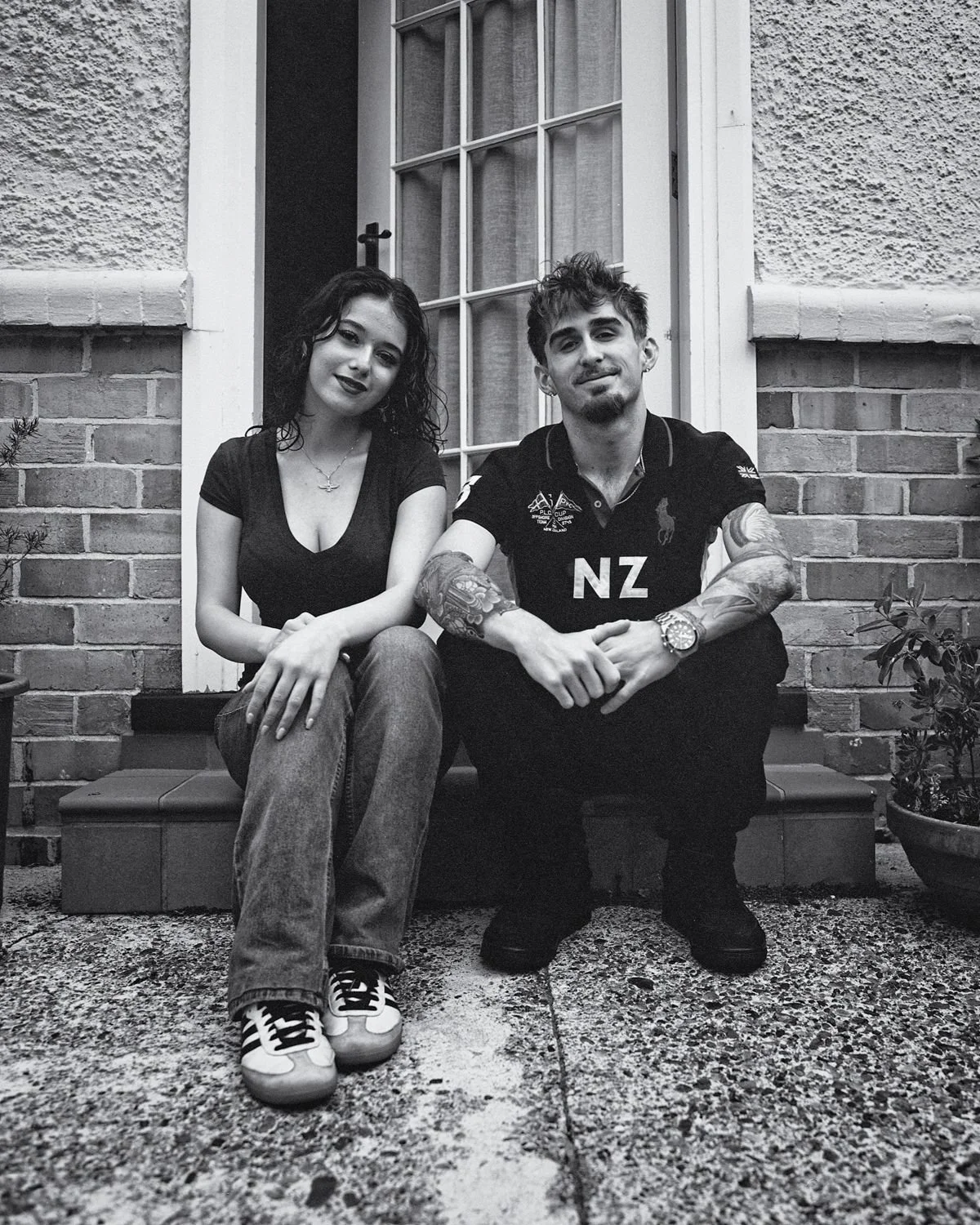 Taranom &amp; Olly photographed on the steps of the Lockup, aka my den, in Auckland in March 2026. 

Do not share without credit &amp; tag:
Photograph &copy; P&aacute;draig Grant 

#padraiggrantsworld #padraiggrantsauckland