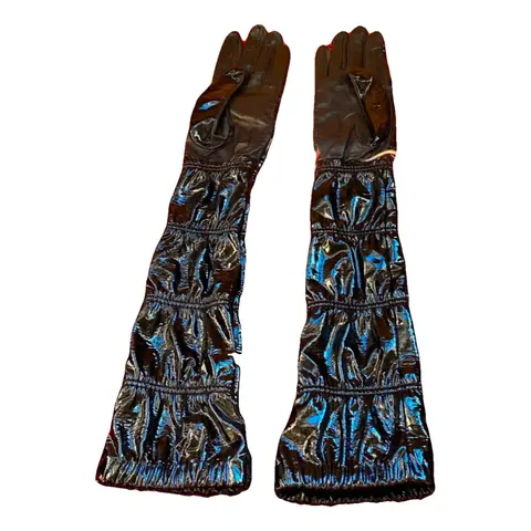 schwarz-leder-prada-handschuhe-50002789-1_2.jpg