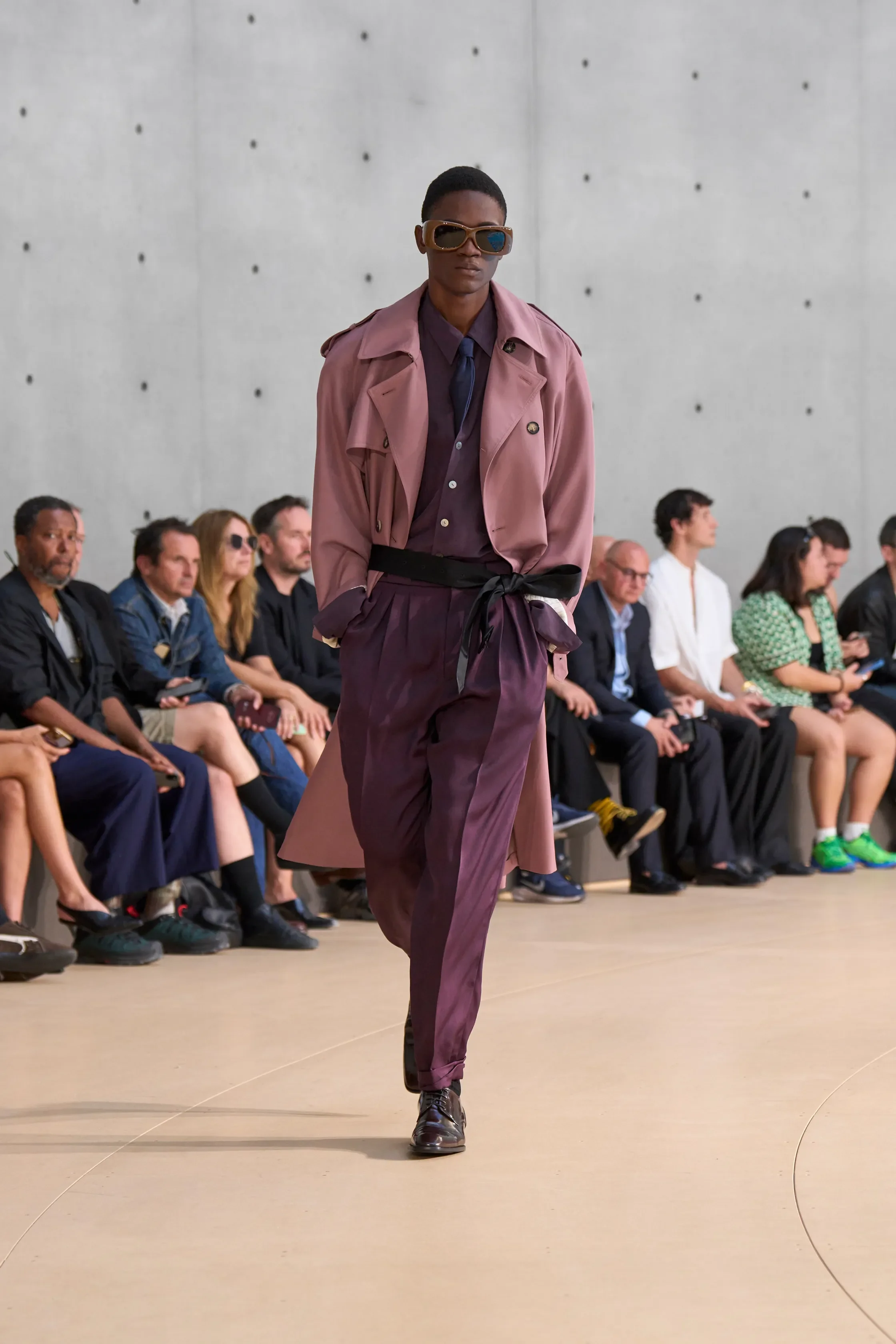 00038-saint-laurent-spring-2026-credit-gorunway.jpg.webp