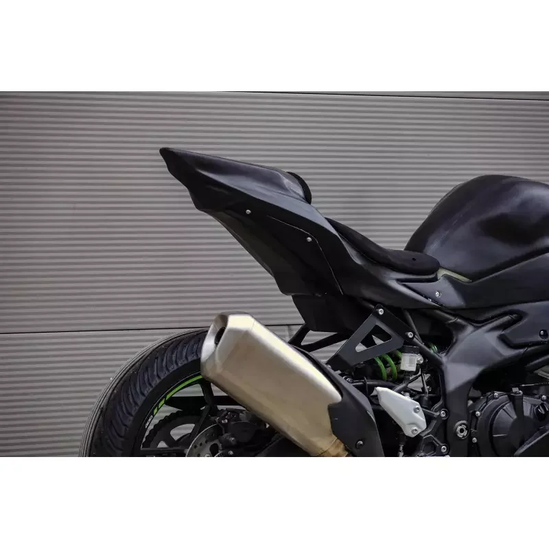 kawasaki-zx4-r-s2-concept-racing-complete-set-fairing  seat view.webp