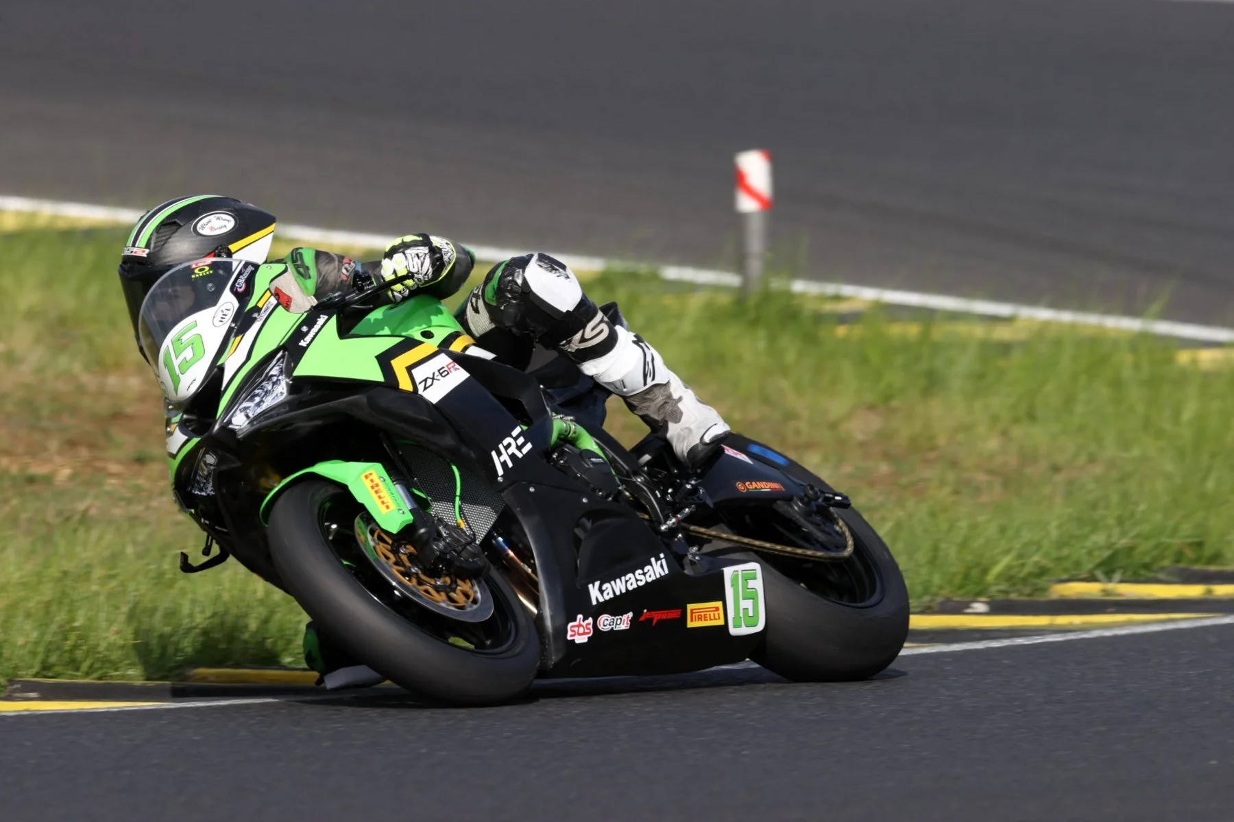 Luki Owen testing the Kawasaki ZX-6R Sportbike through a bend — Pannonia Ring, April 2026