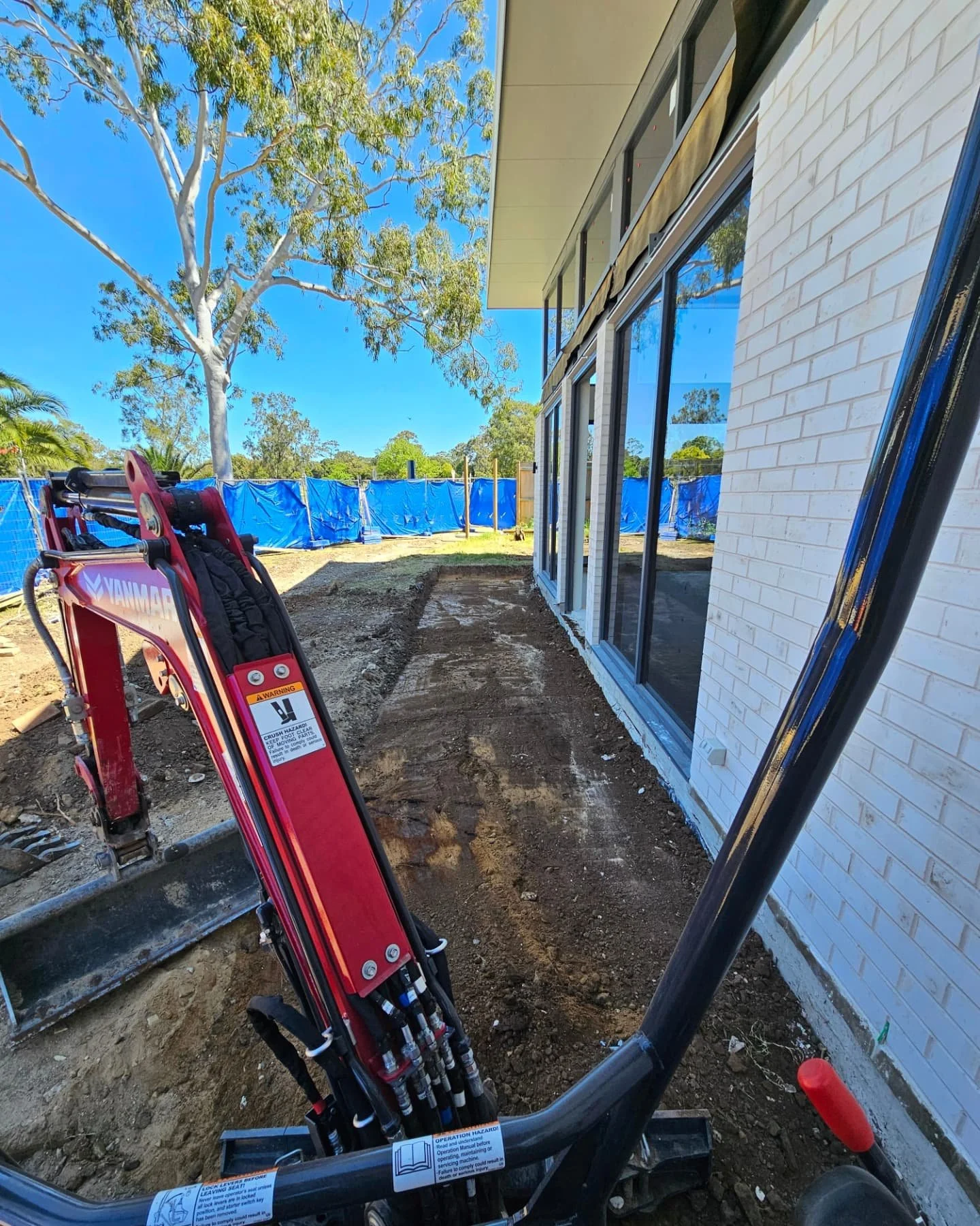 Great couple of weeks working with @builtcomplete on this job getting it all ready for the finishing touches. 

On this job we: 

*Completed a site cleanup, including site cutting and levelling pads. This ensured it was prepared and ready for new con