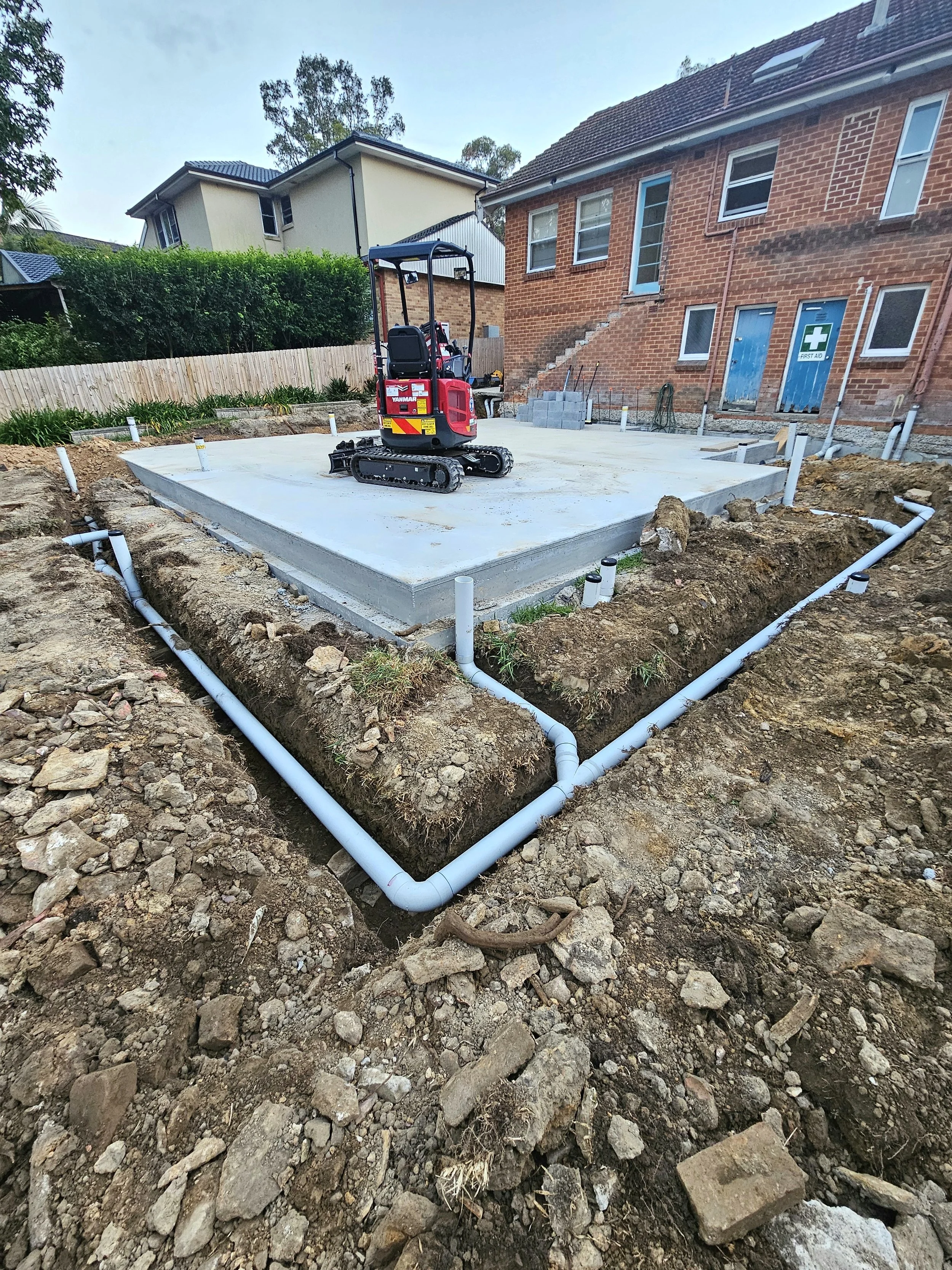 SR Civils and Excavation Construction Services Sydney NSW Plumbing Excavation