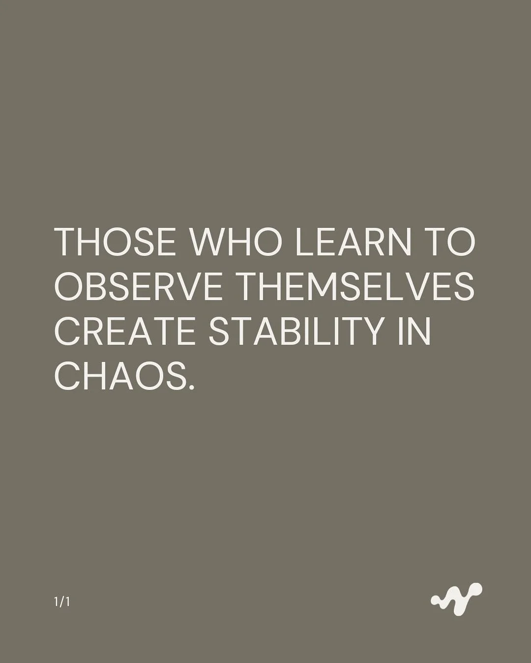 The superpower isn&rsquo;t the noise🤍
Those who learn to observe themselves create stability in chaos.
In leadership, this ability is becoming a quiet advantage.
We can&rsquo;t control what the day brings &mdash; guests, teams, crises, surprises &md