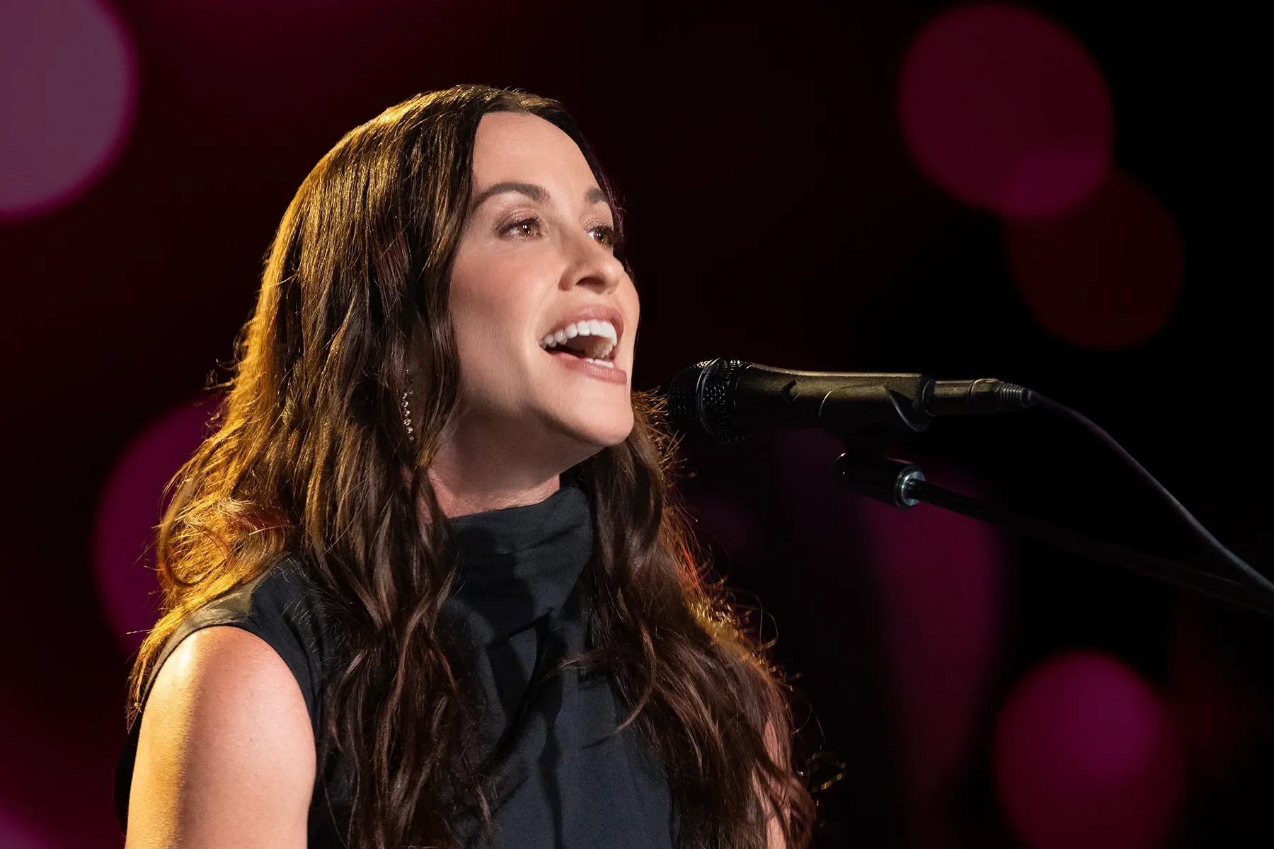 Leona Philippo &amp; Roosmarijn Luyten zingen - ALANIS MORISSETTE