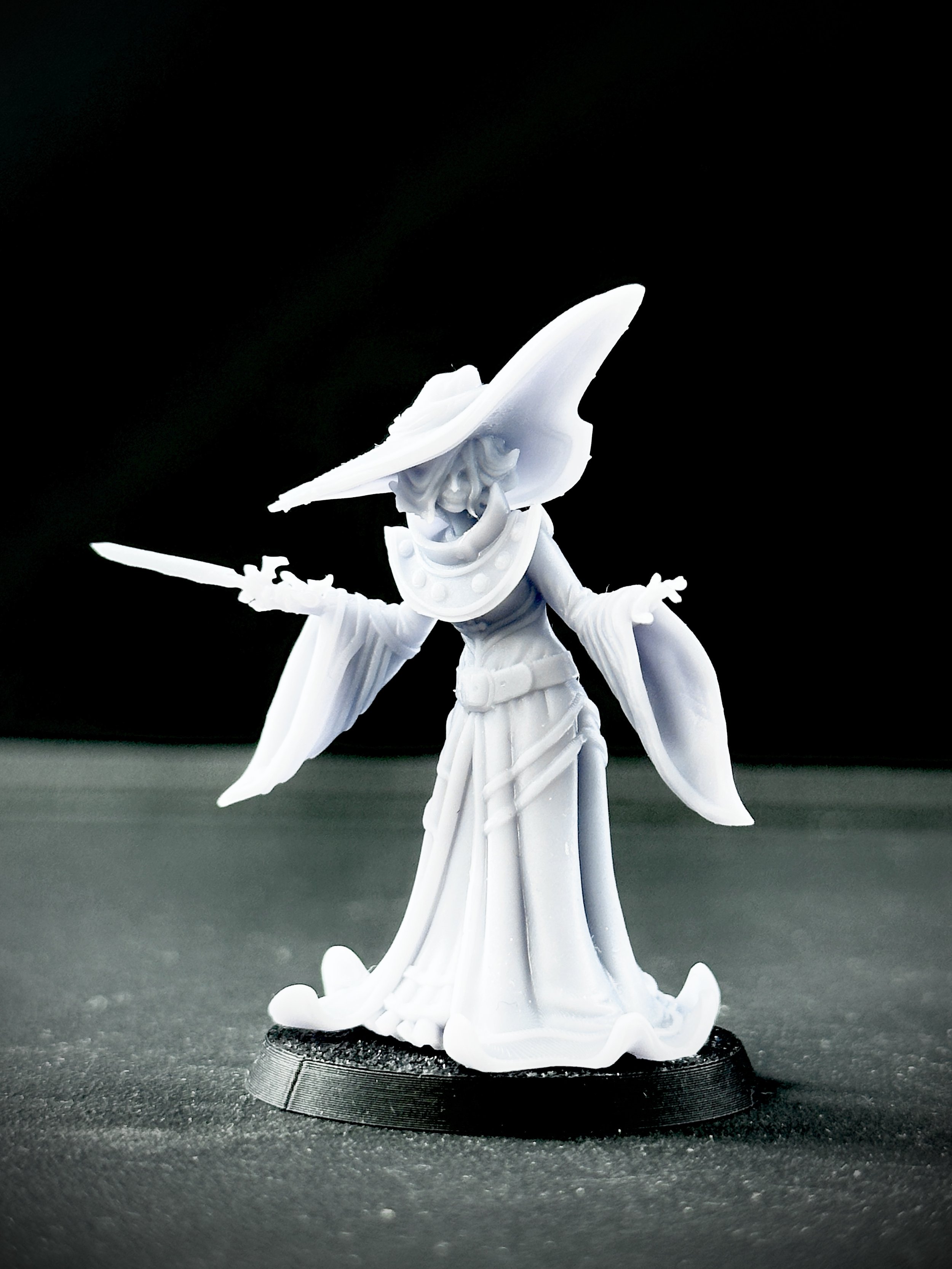 Miniatura impresa en resina de fantasía oscura.