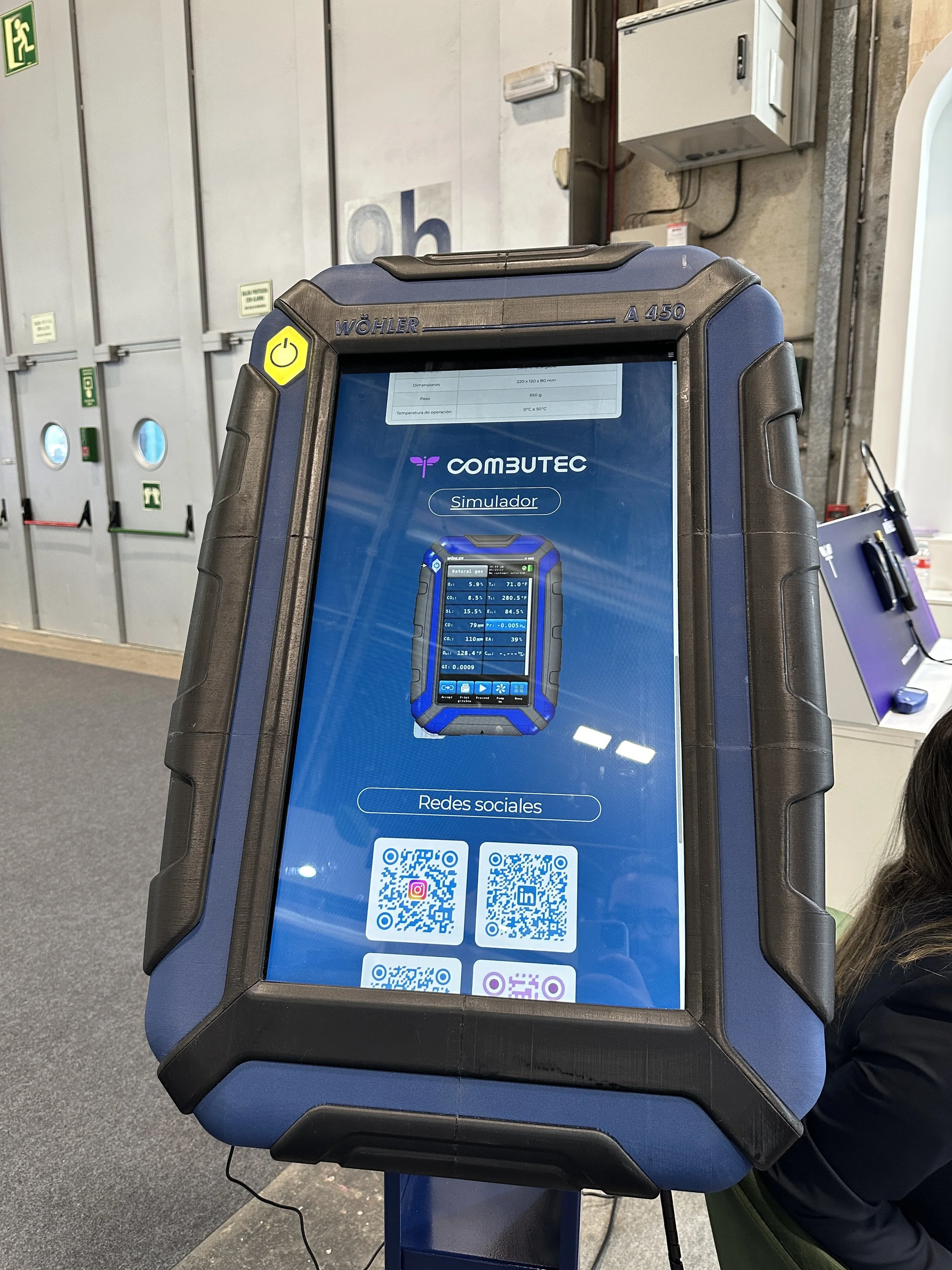 Montaje final en IFEMA para COMBUTEC.