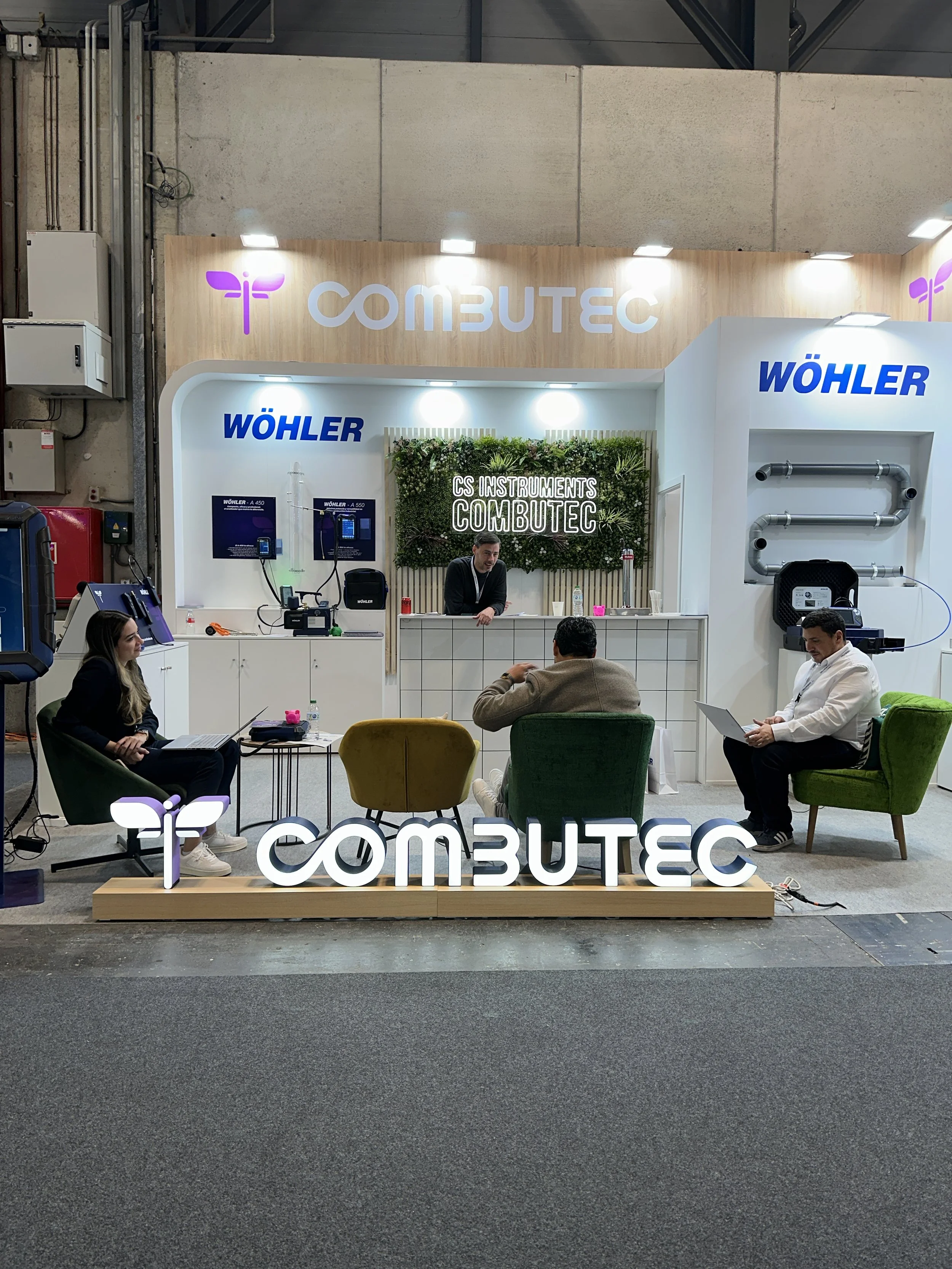 Montaje final en IFEMA para COMBUTEC.