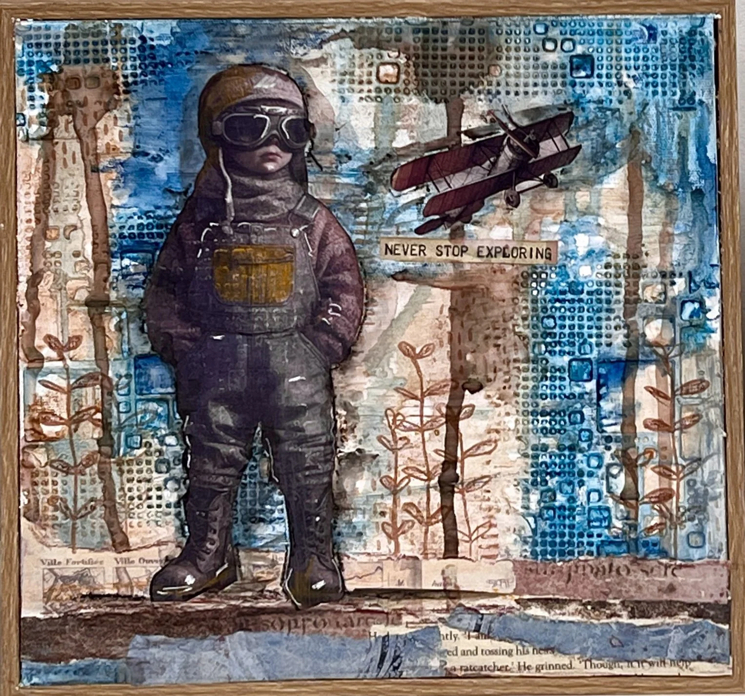  Never Stop Exploring ,
Julia Hahn 
Mixed Media, 
30x30 cm, framed  
Price: $60