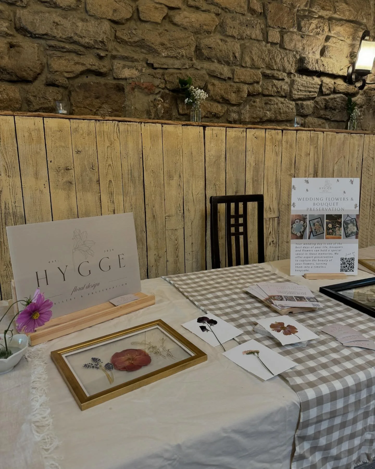 Wedding fayre @southcauseyinn_weddings last week! 🌸💍

 #northeast #northeastuk #northeastwedding #weddings #floralpreservation #weddingbouquet #weddingbouquetpreservation