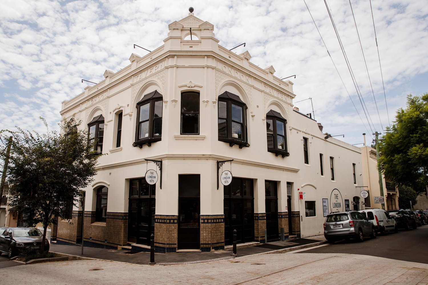 THE LONDON HOTEL