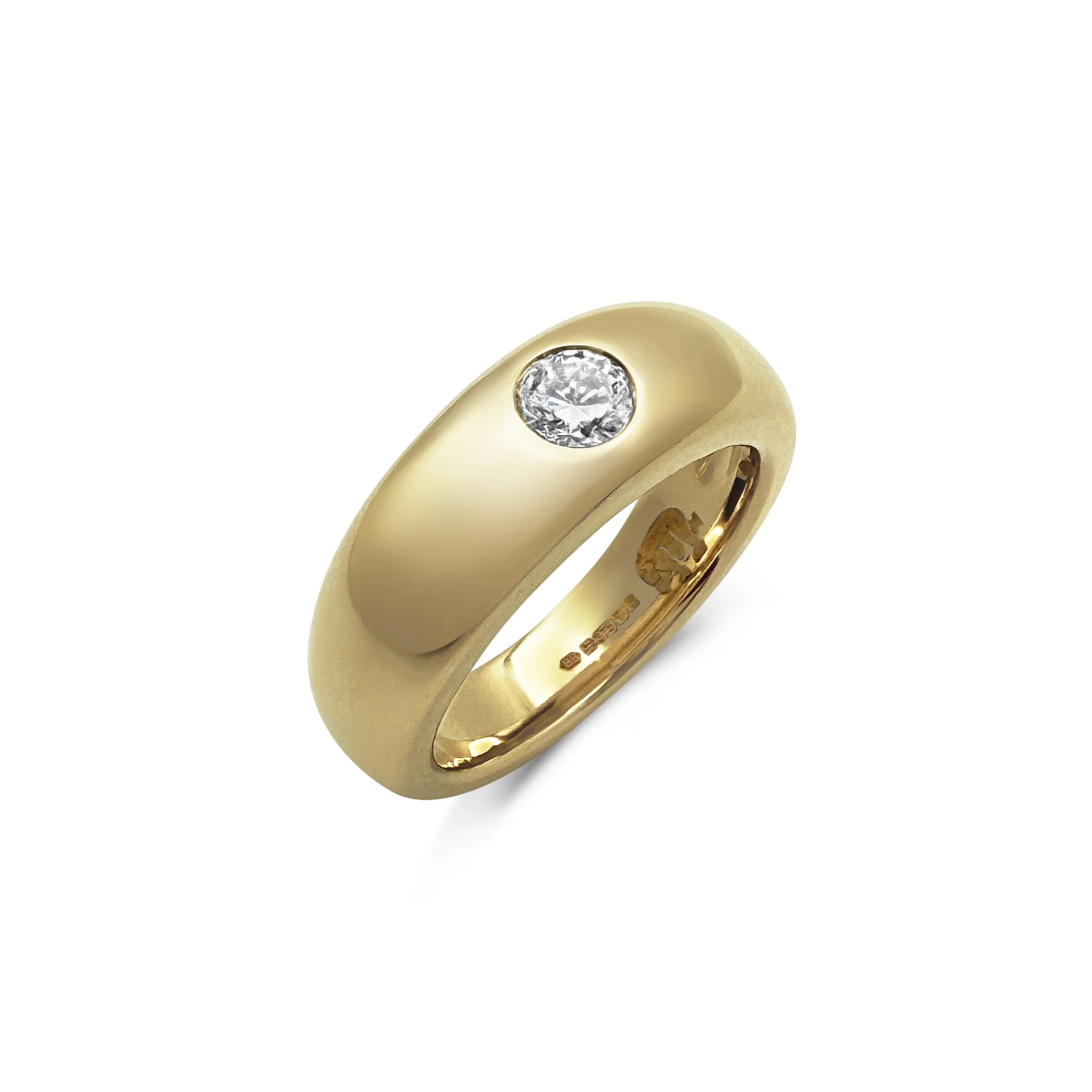 Diamond single-stone gypsy ring