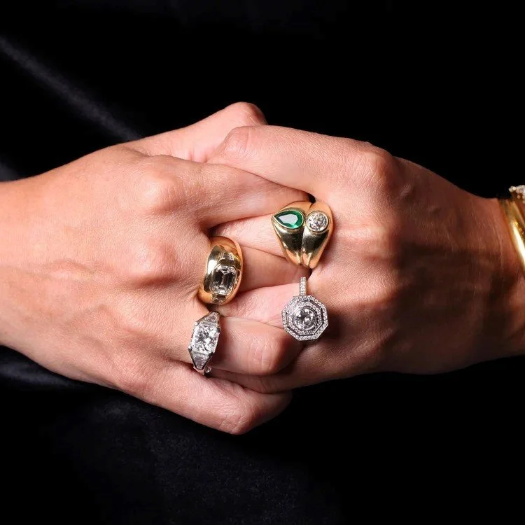 chunky-rings-hand-holding