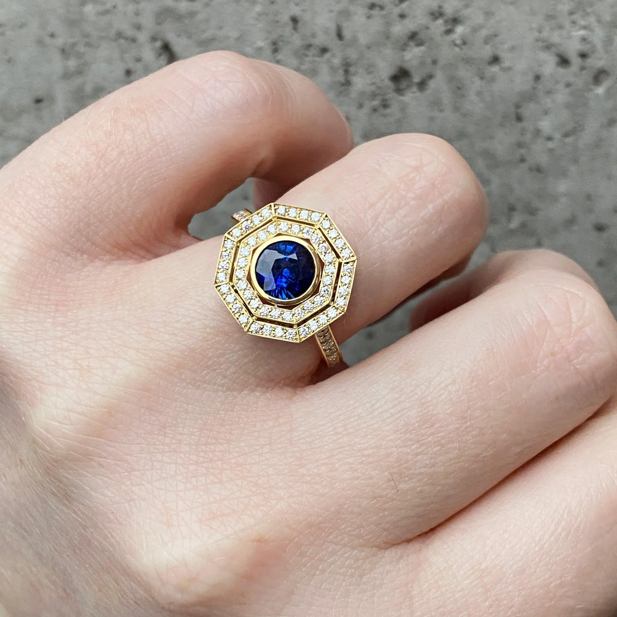 Sapphire+and+diamond+target+ring.jpg