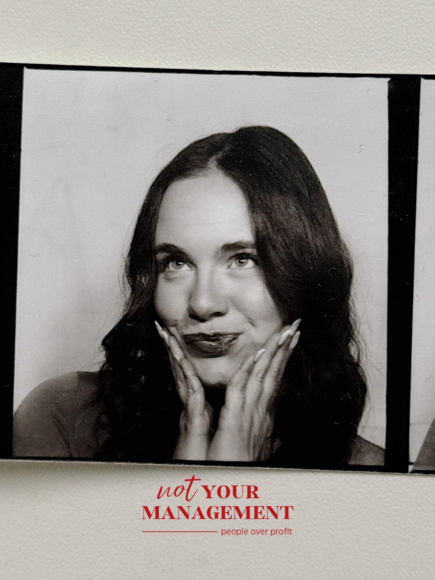 now representing: @vibewithfi &hearts;️ wir freuen uns riesig, dass fiona ab sofort ein teil von NYM ist &mdash; herzlich willkommen im team 🥰
.
#influencermanagement #hamburg #k&ouml;ln #newartistalert