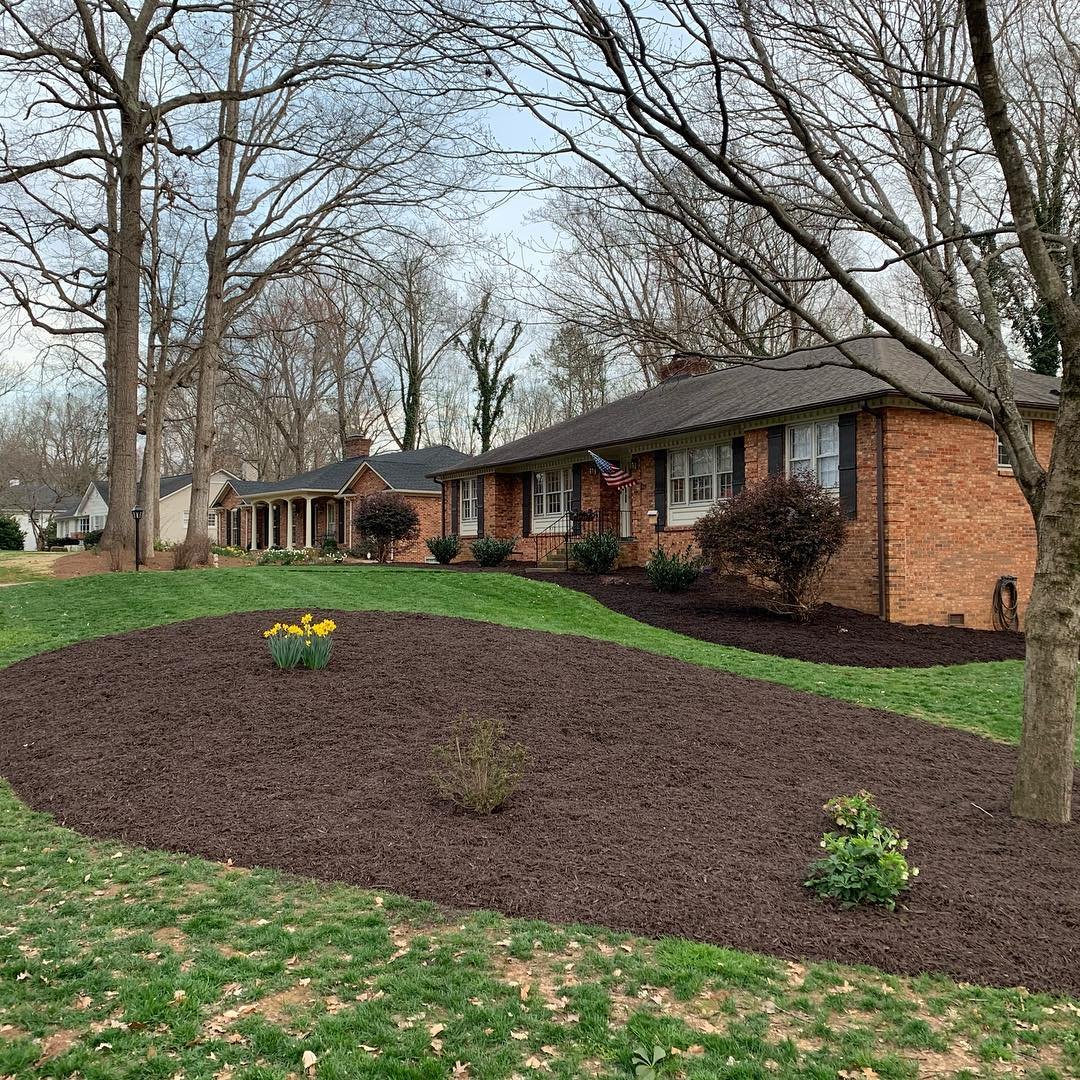 Mulch install for a Happy Customer!