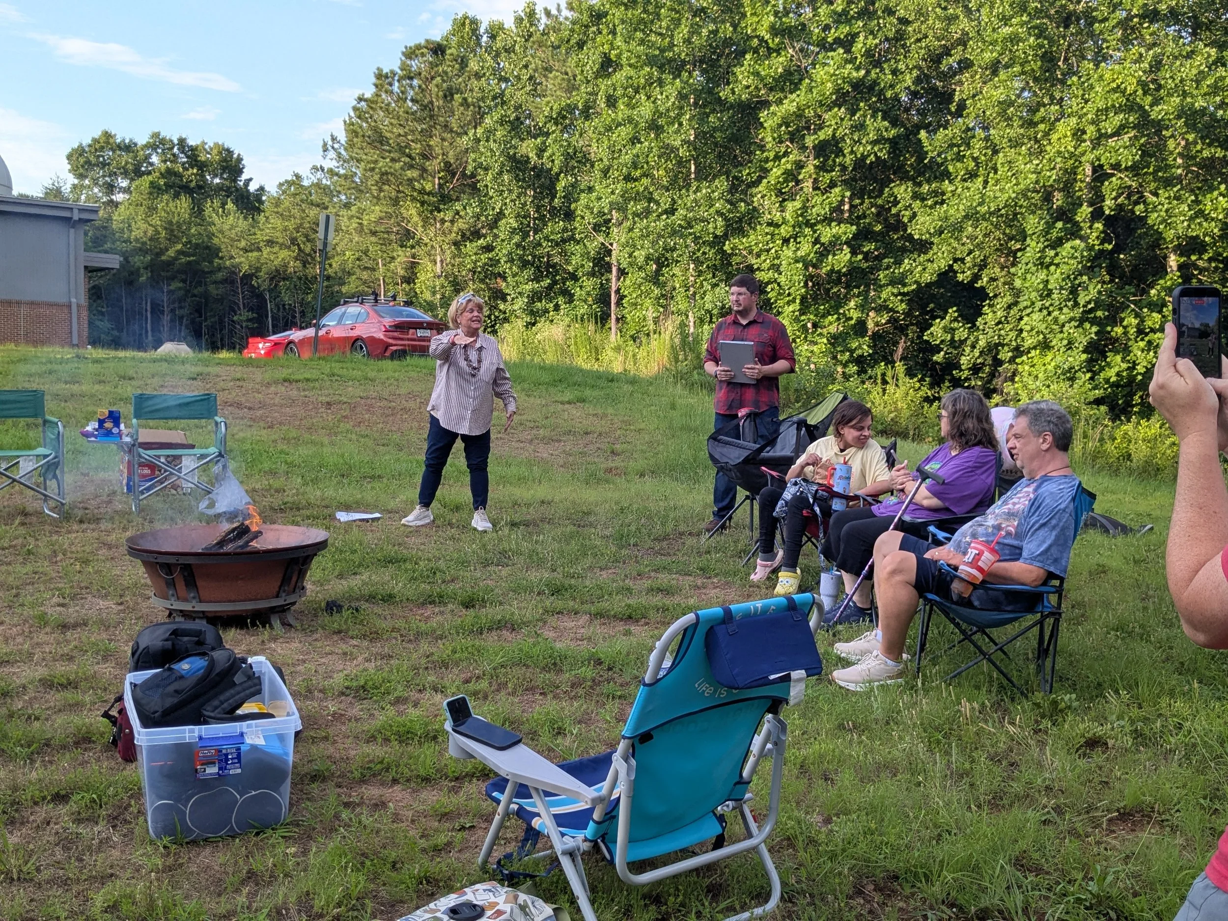 Around the Campfire: DAA-ers share the Magic of Stories with Connectability’s Thousand Word Project