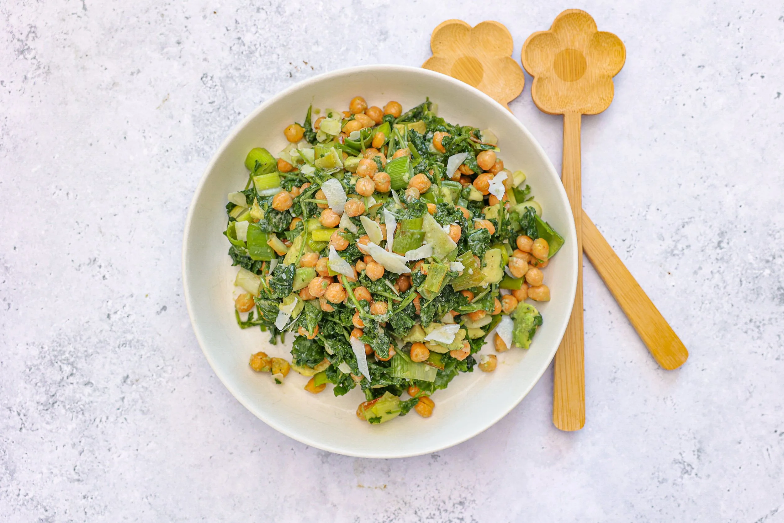 Rezept für Grünkohl Caesar Salad