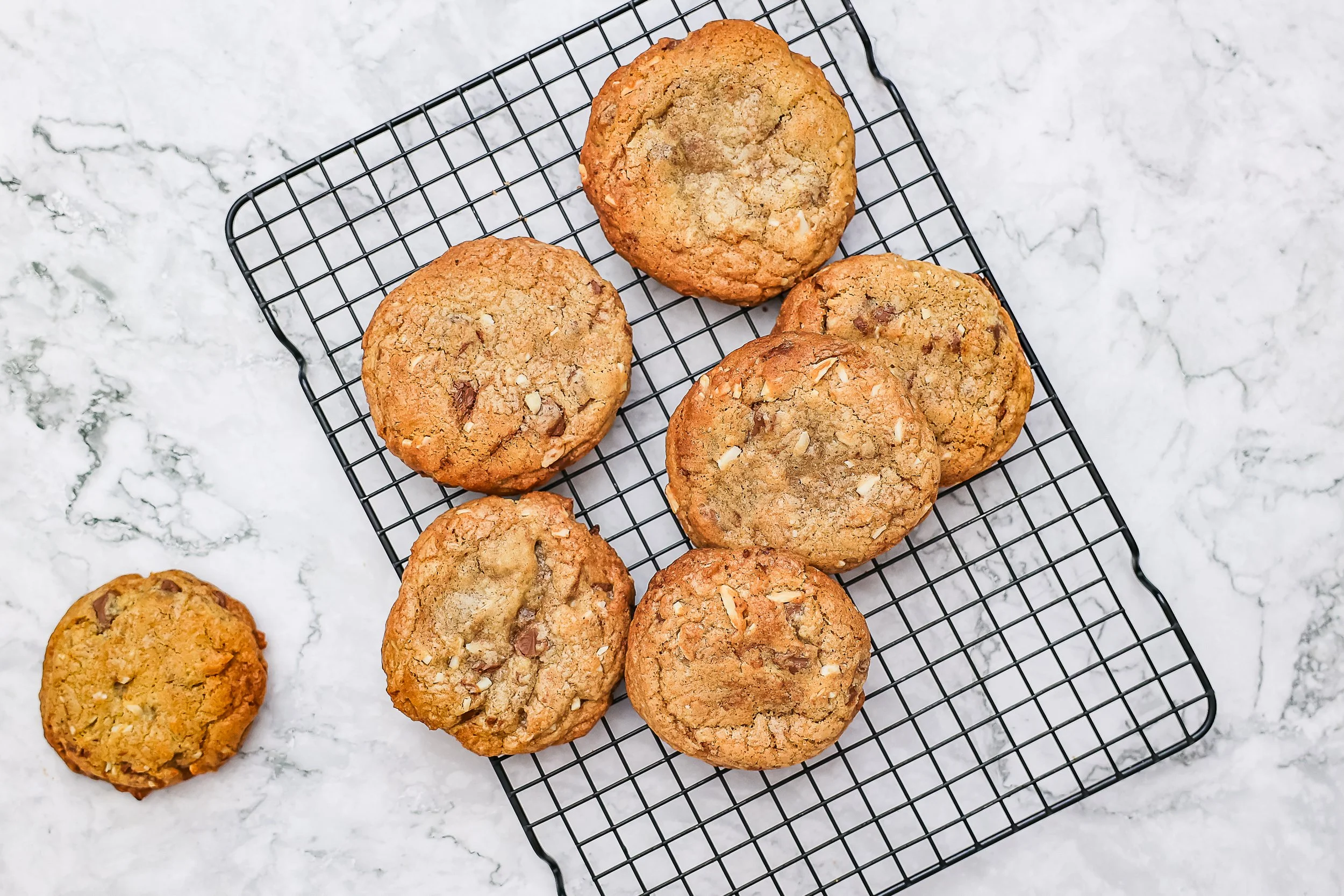 Rezept für Café-Latte-Cookies mit Mandel & Milchschokolade