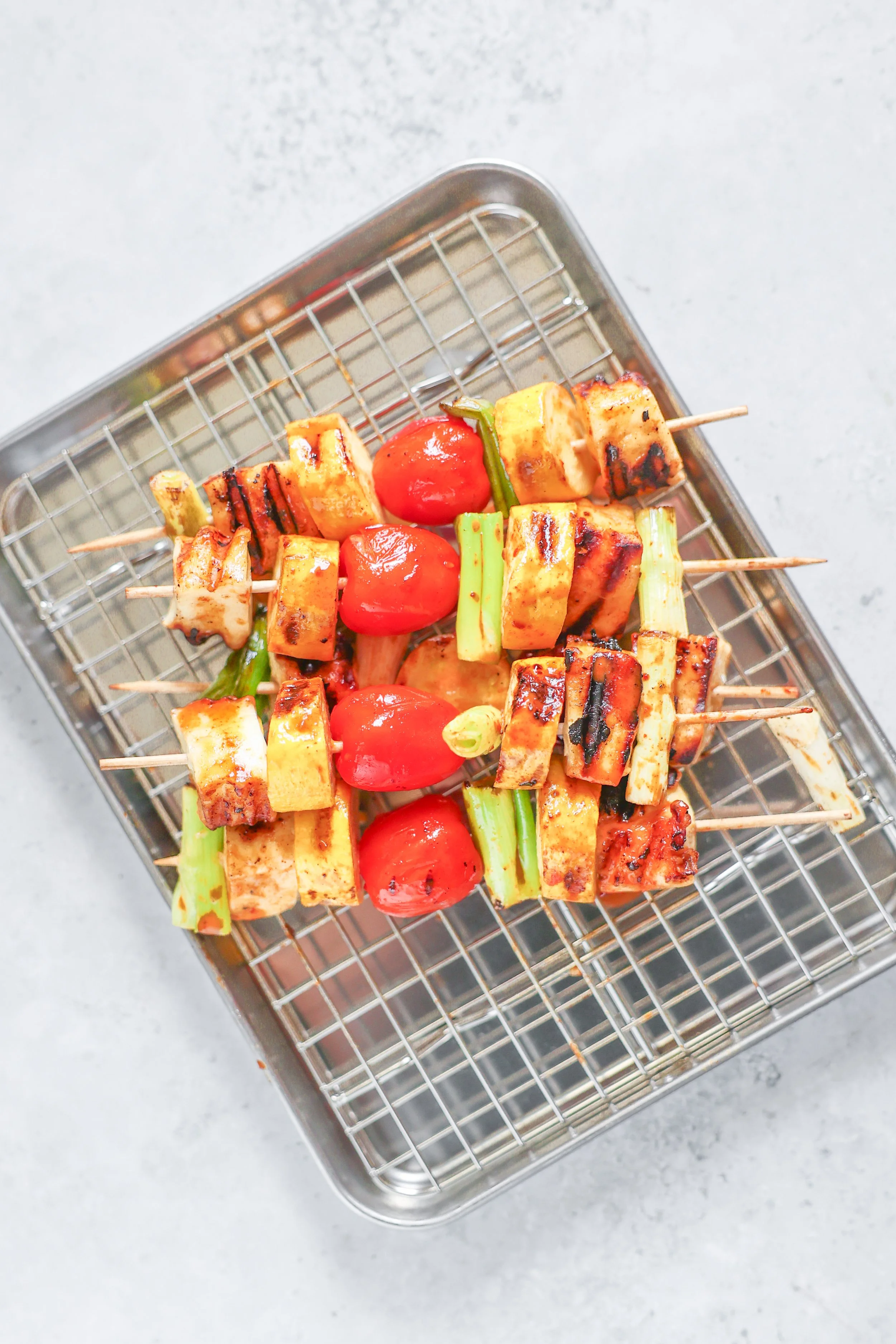 Rezept für Tomaten-Zucchini-Halloumi-Spieße