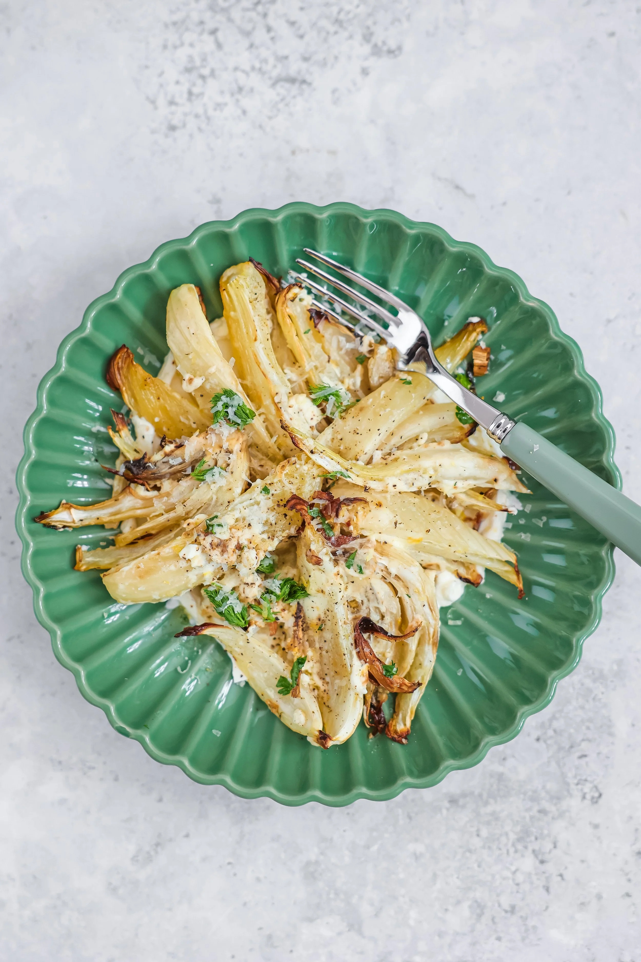 Gerösteter Fenchel auf Labneh