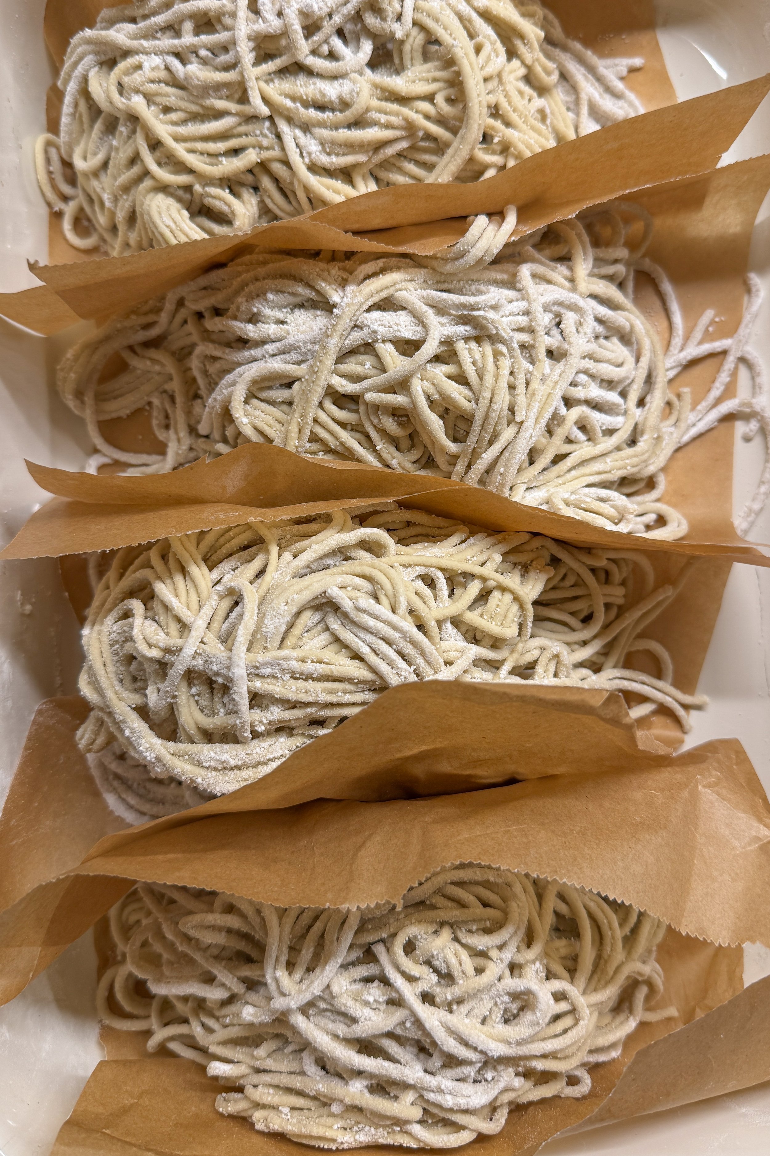 Rezept für selbstgemachte Ramen Nudeln