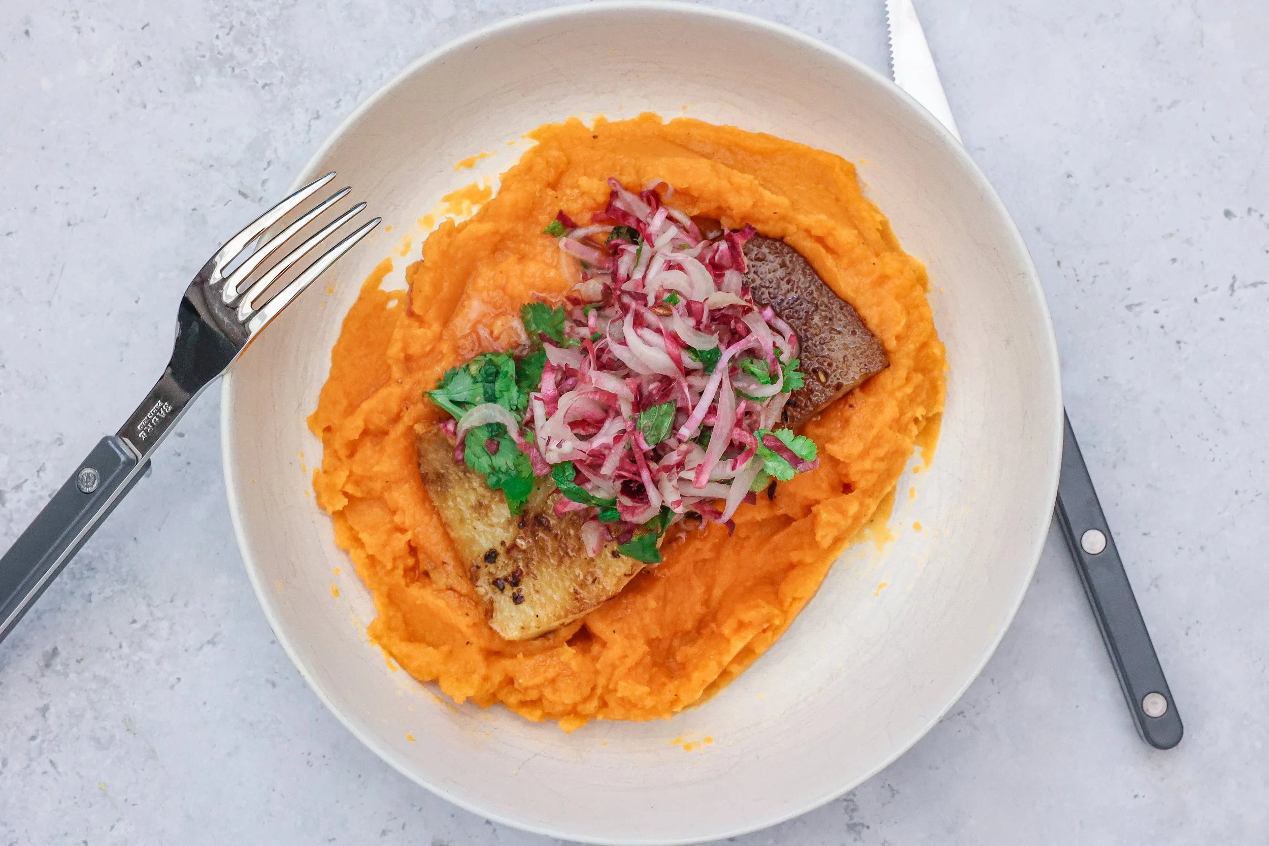 Rezept für gerösteten Kohlrabi mit Karottenpüree