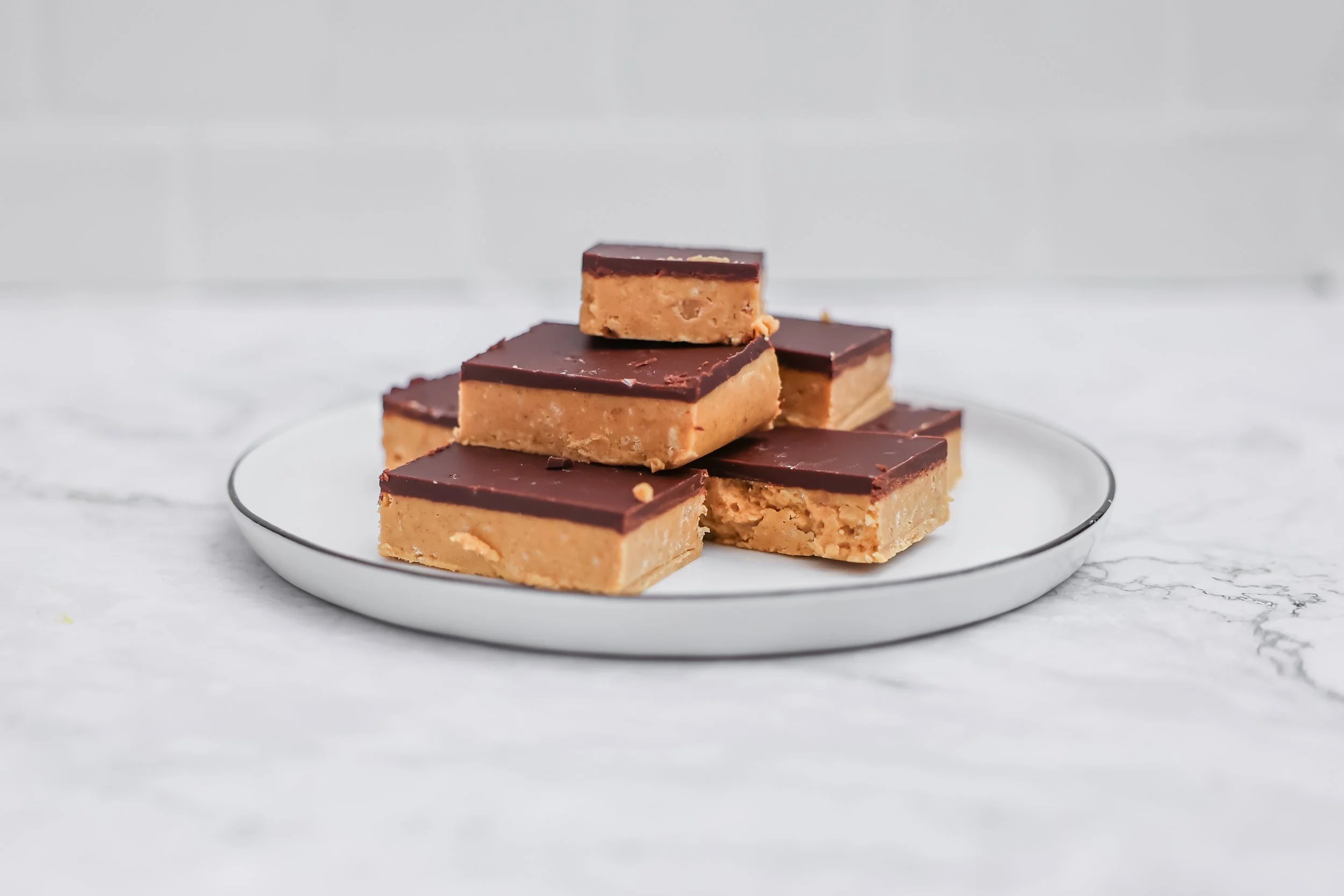 Rezept für eiskalte Erdnussbutter-Schockoriegel