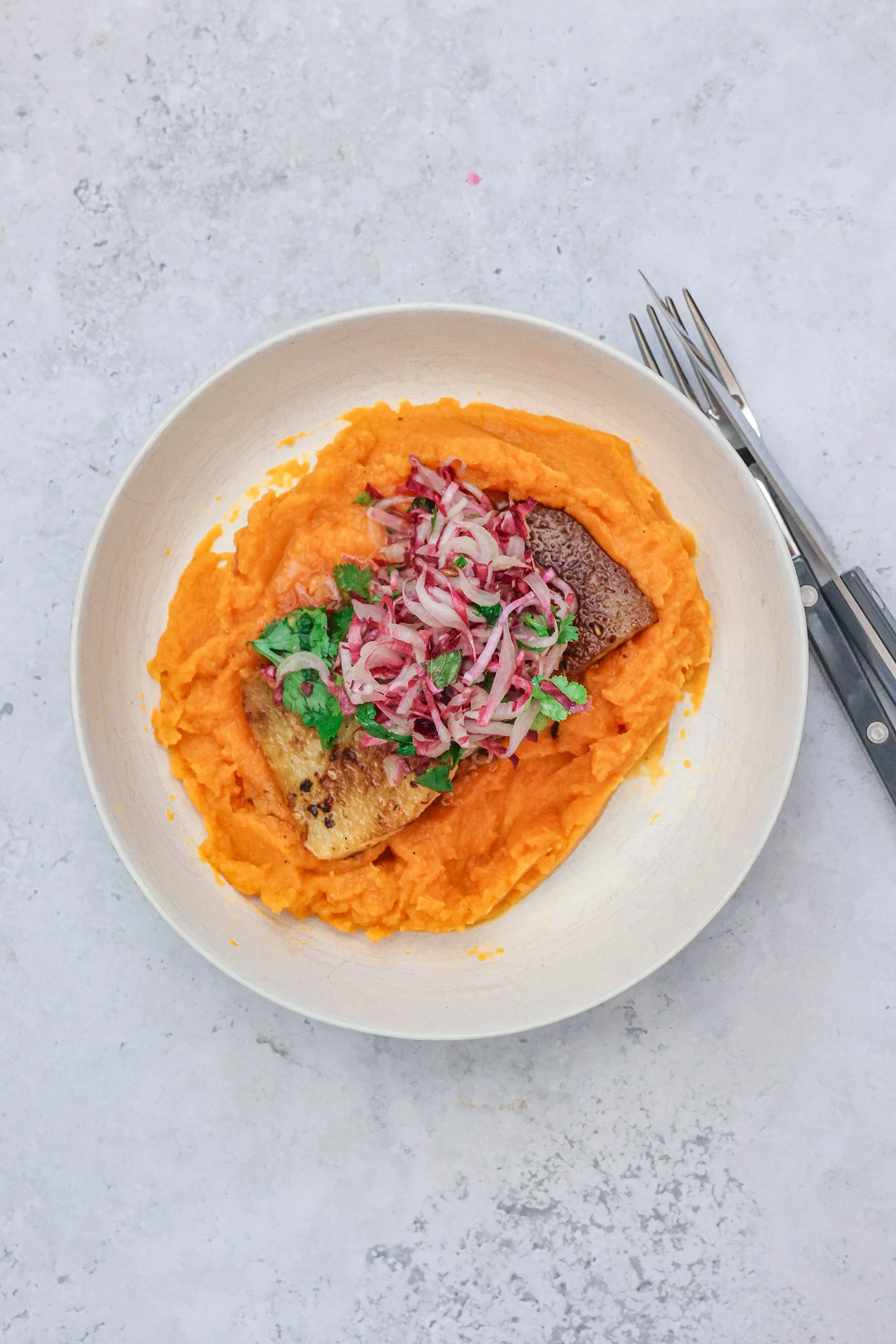 Rezept für Gerösteter Kohlrabi auf Karottenpüree