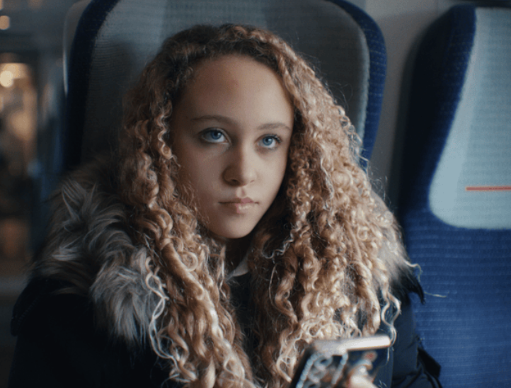 YOUR PRESENCE IS PRESENTS ENOUGH X AVANTI WEST COAST X THE RAILWAY CHILDREN