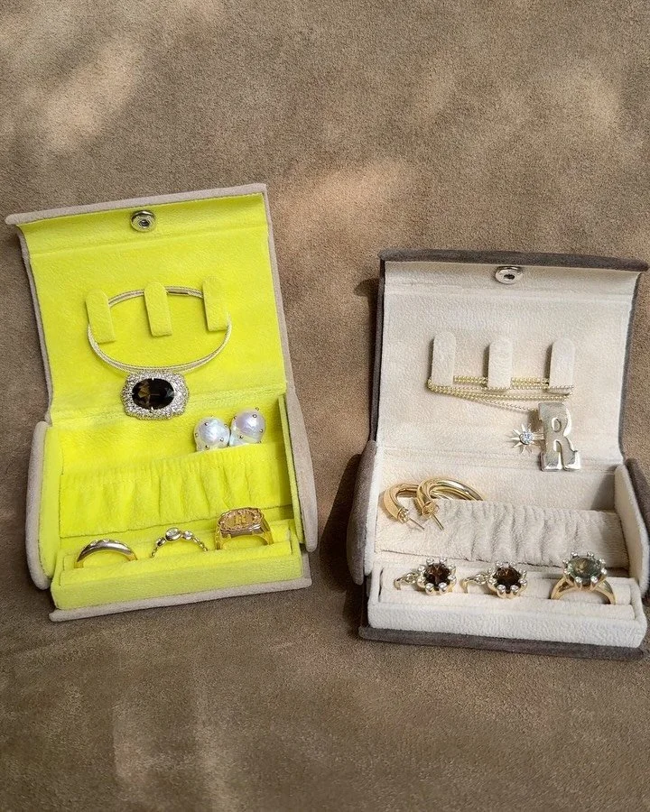 My no. 1 rule for keeping up with jewelry: always always put it in the same place 🤍
&nbsp;
So we made a Hine travel case to help! Whether you&rsquo;re on a plane, at the gym, or getting your nails done ~ it&rsquo;s small enough for your purse &amp; 