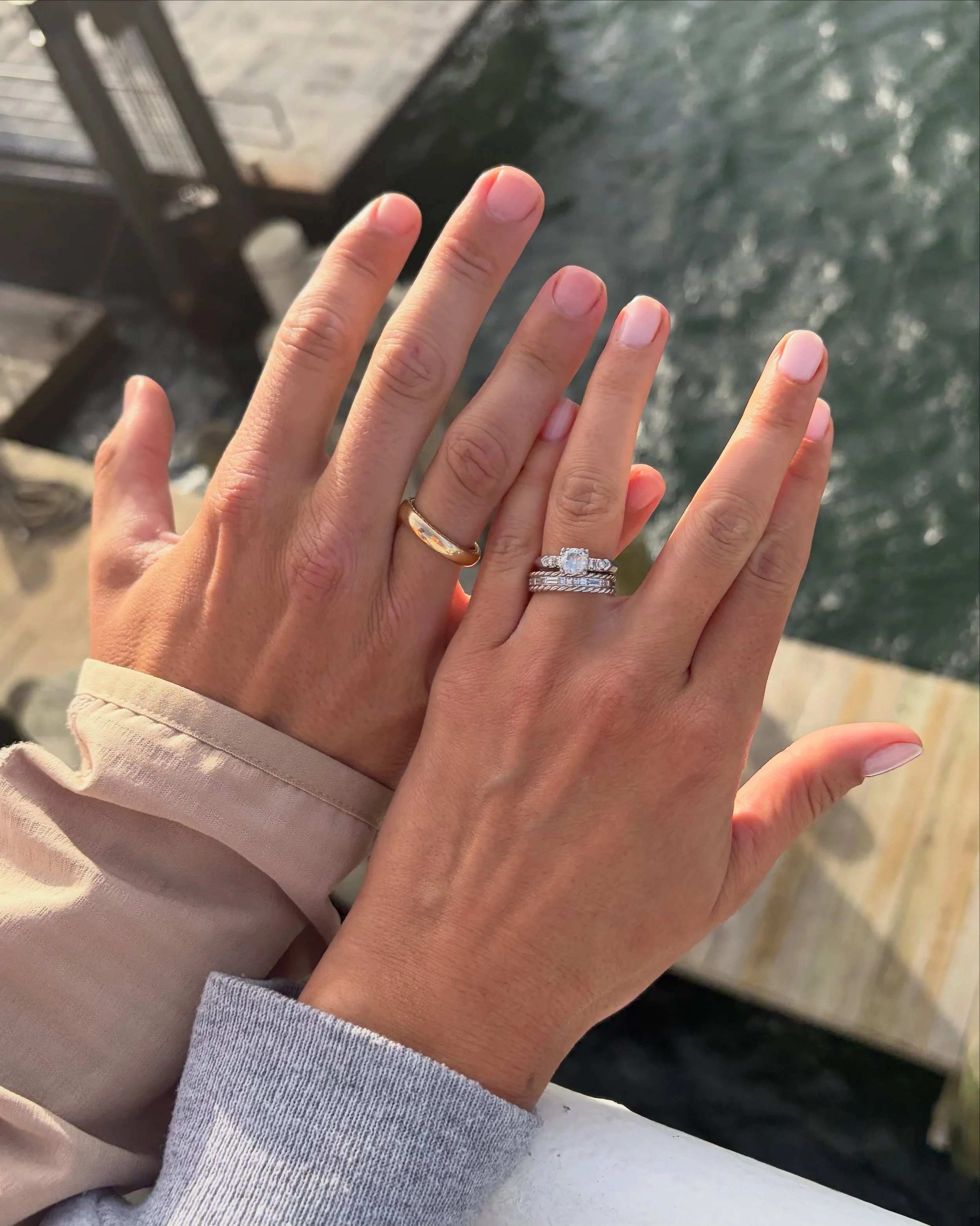 His &amp; hers wedding bands for my bestieeee ~ the most amazing part of my job!! ❤️&zwj;🔥

She wears her grandmother&rsquo;s original 1959 engagement ring as-is, so we wanted her wedding band to feel distinct, while still pairing back to the antiqu