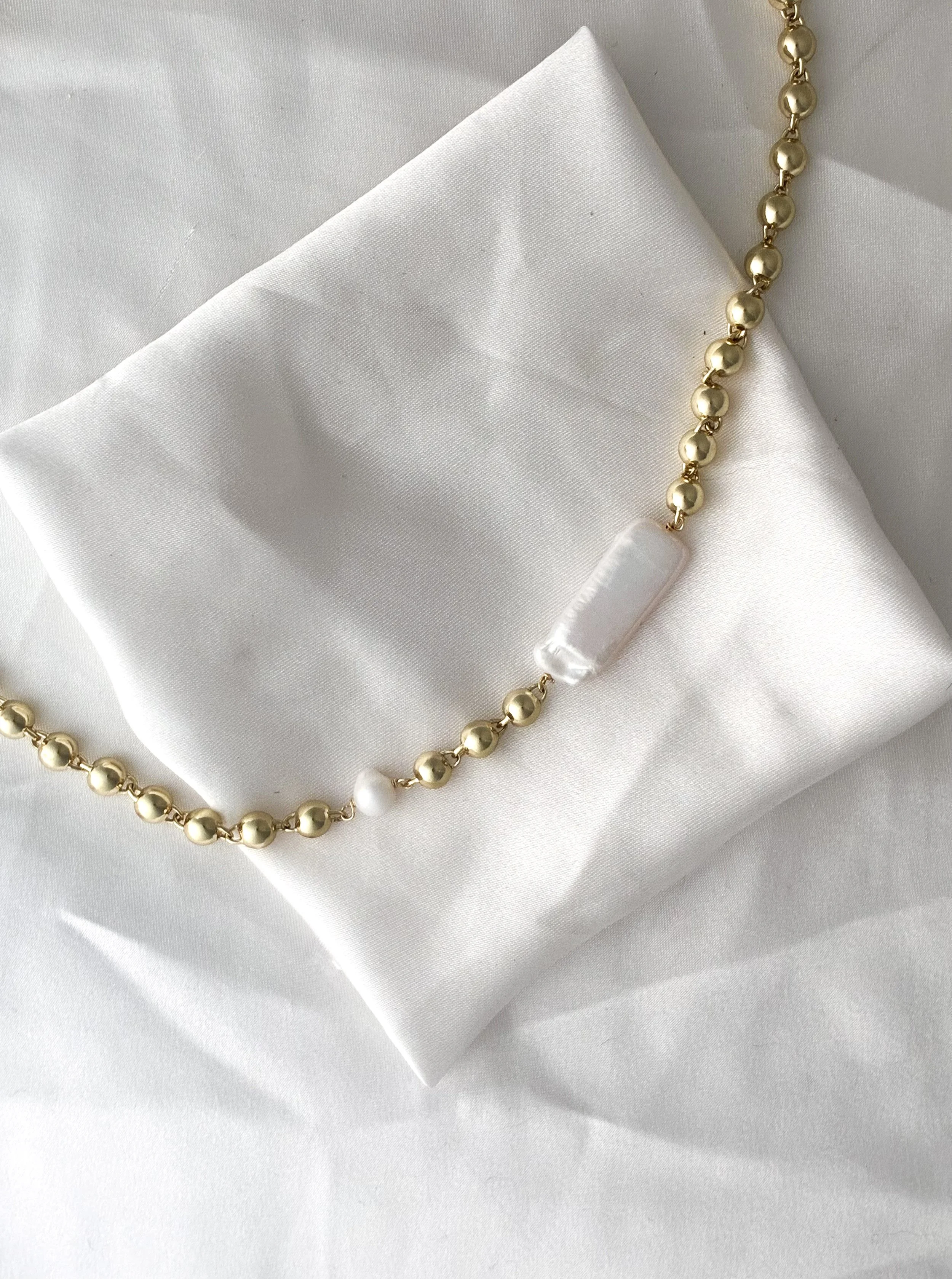 Chunky Pearl Layer Necklace