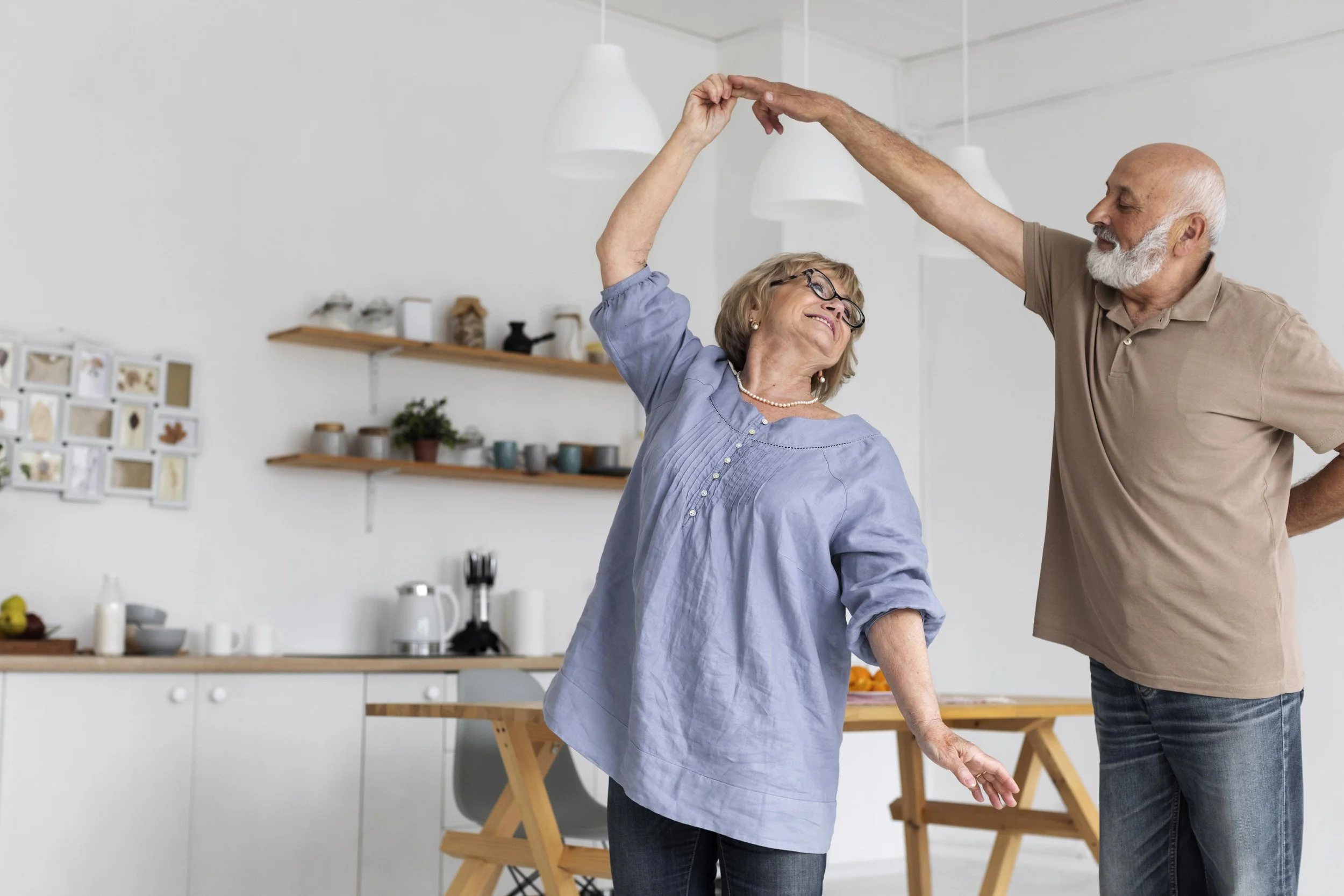 medium-shot-couple-dancing-together.jpg