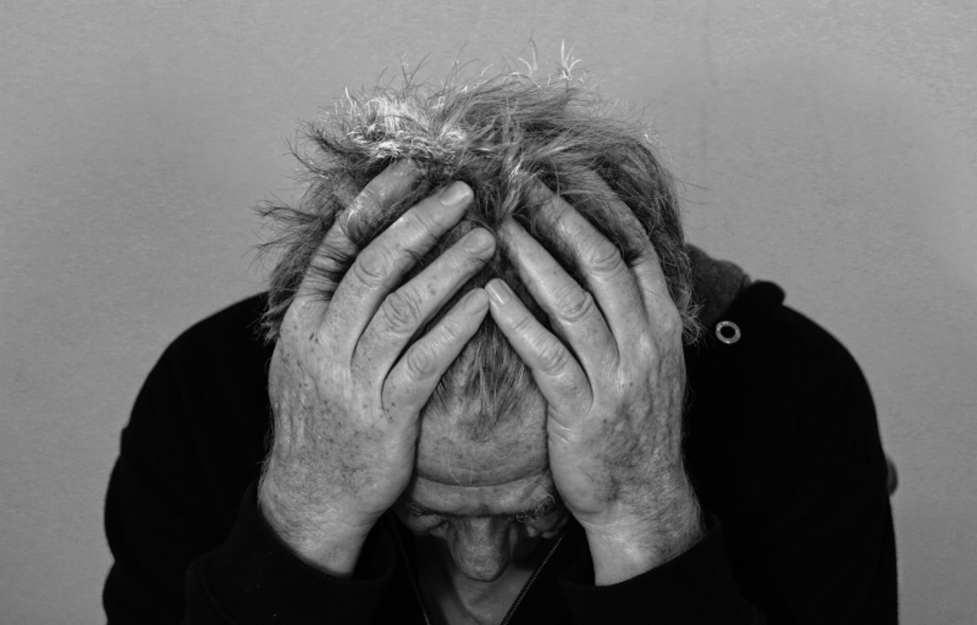 How to Unhook from Obsessive Emotions in Four Steps