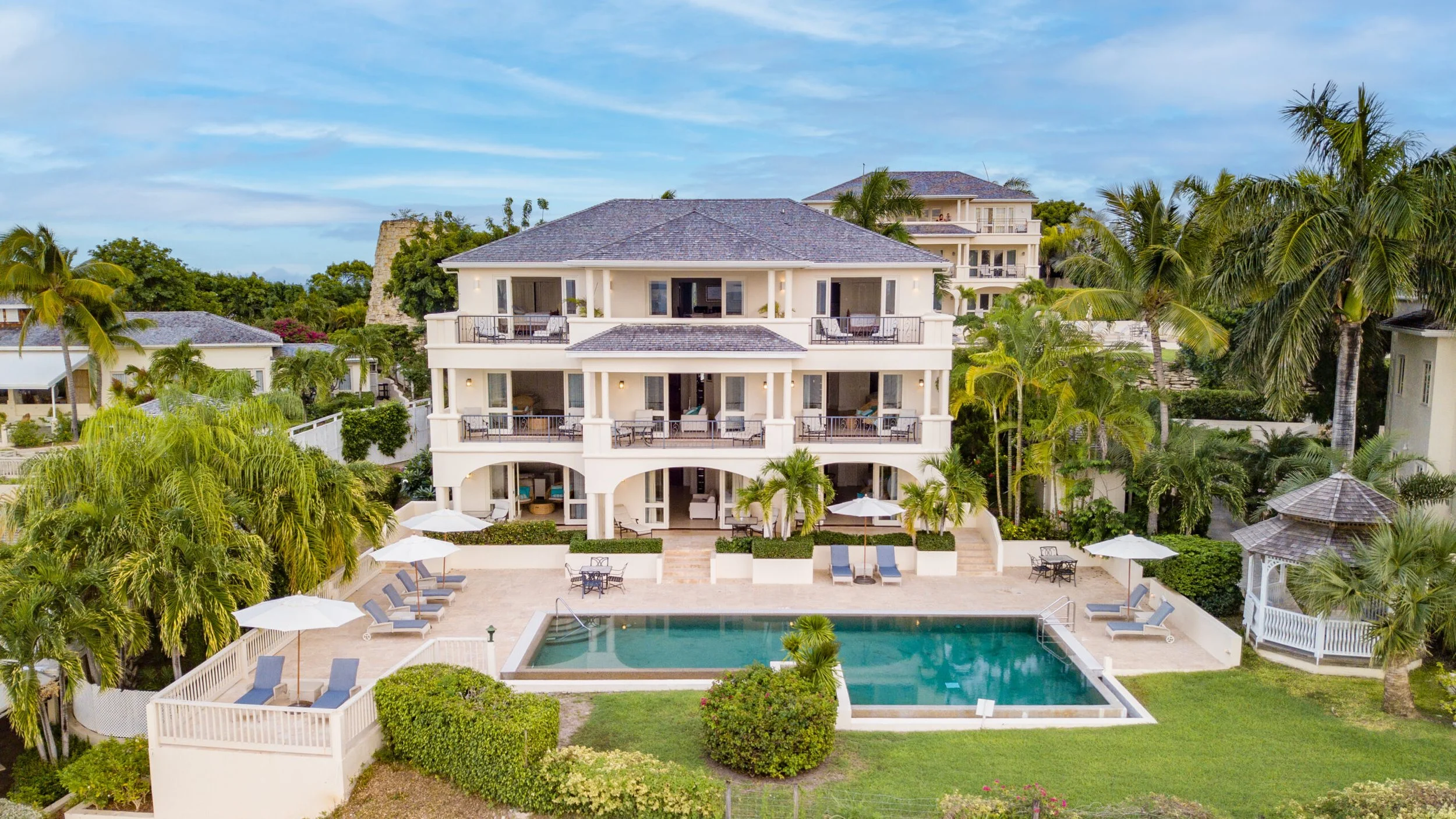 The Cove Suites
