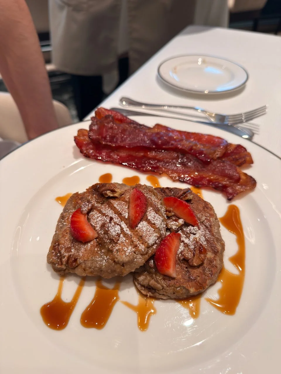  Fil Rouge - signature banana pancakes with extra bacon 