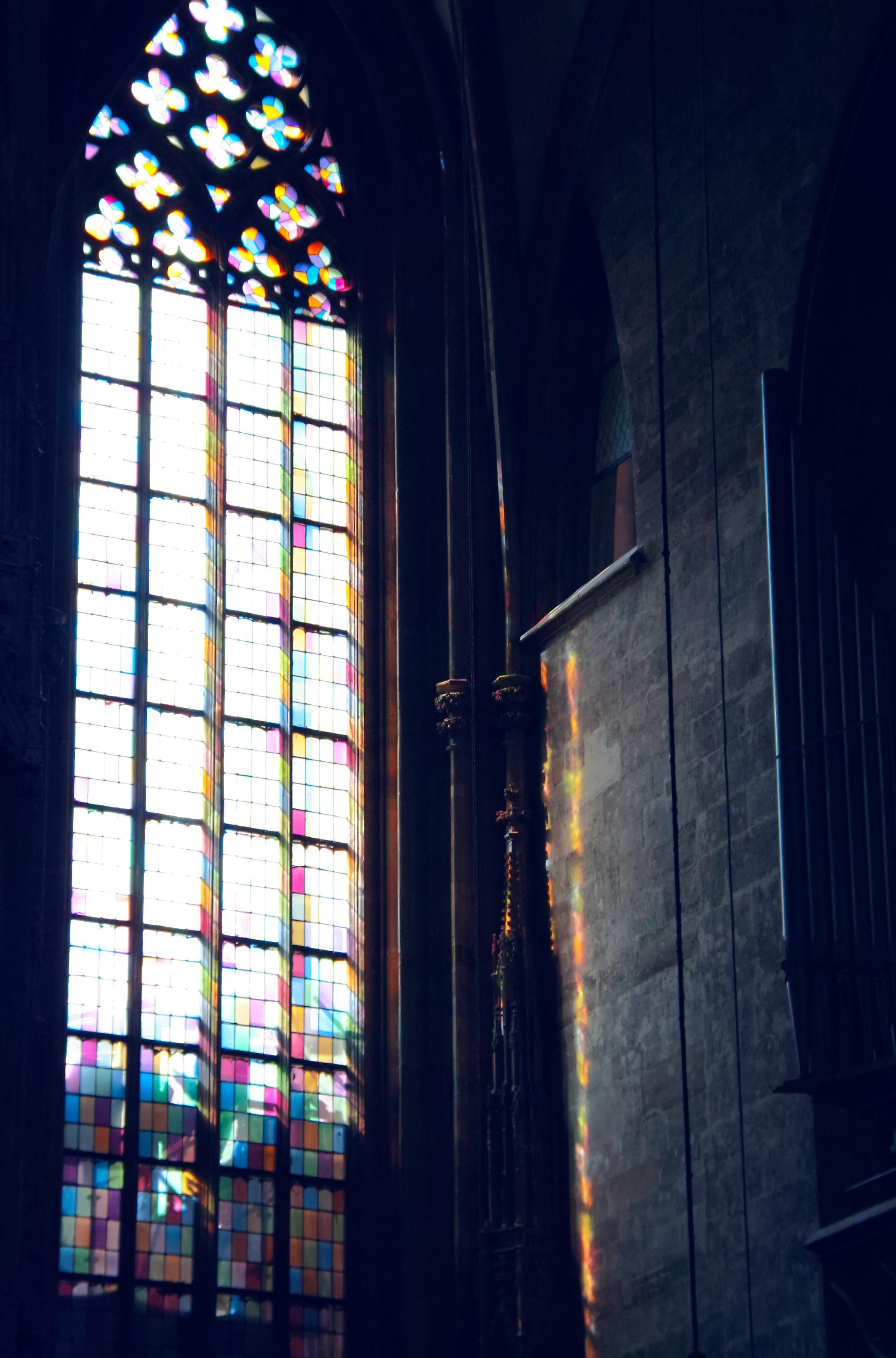 Rudin_Maria_Licht-Farben-Glas_02
