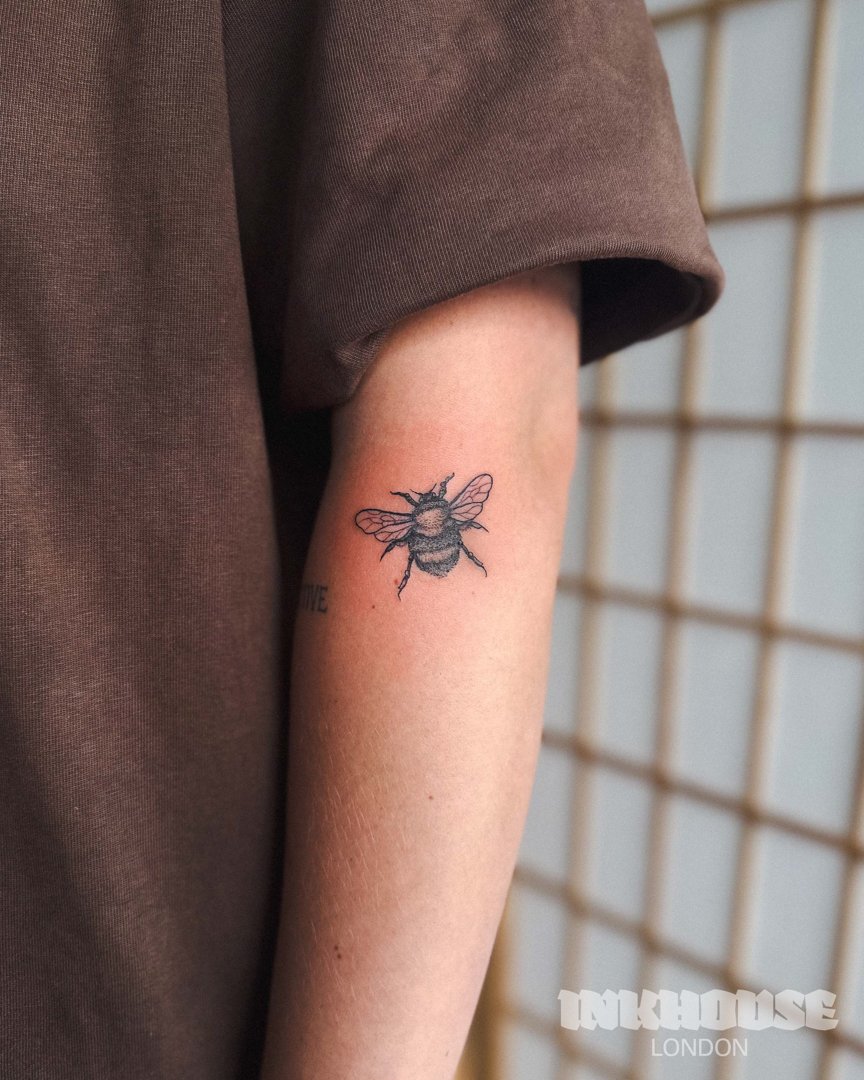 bee.jpg