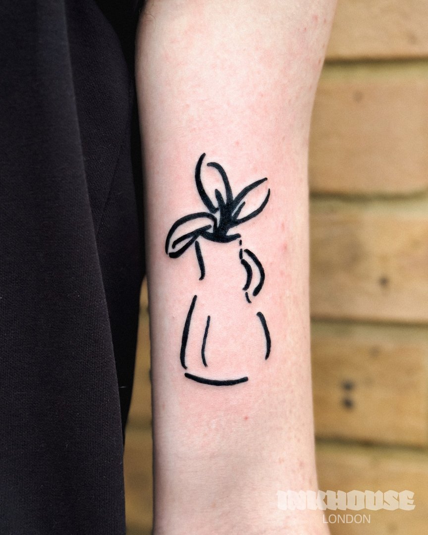 VASE.jpg