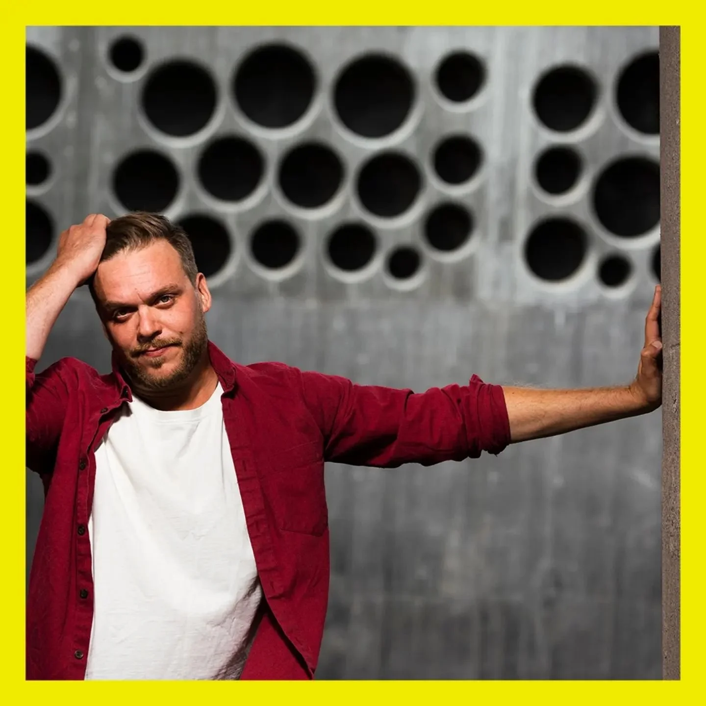 Tuukka Tikkanen / Creative Producer, screenwriter

Tuukka on kokenut mainostuottaja, jolla on yli vuosikymmenen kokemus alalta. Aloitettuaan uransa vuonna 2011, Tuukka on vakiinnuttanut itsens&auml; mainoselokuvatuotantojen avainhenkil&ouml;n&auml;.
