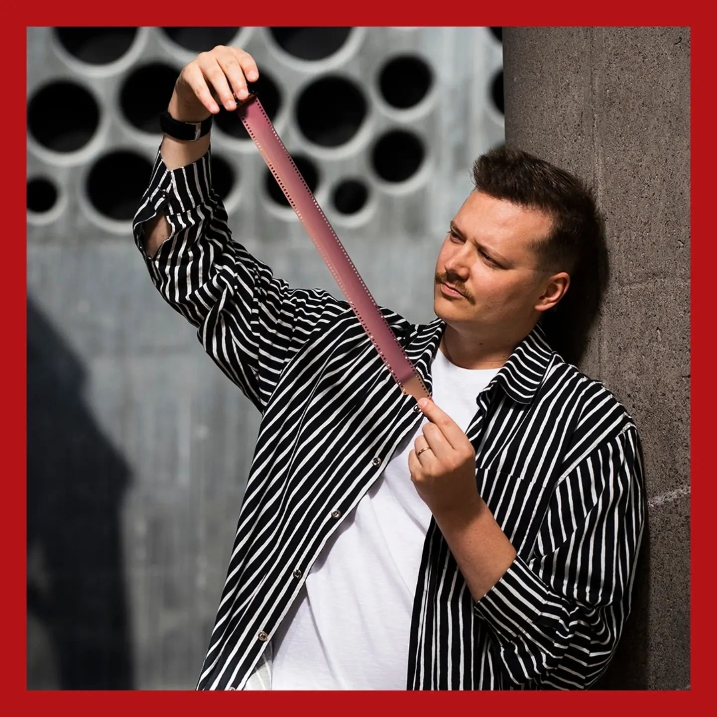 Jerry Strengell / Creative Director, colorist, editor

Jerry on v&auml;rim&auml;&auml;rittelij&auml; ja leikkaaja, jolla on yli vuosikymmenen kokemus erilaisista videotuotannoista. Aloitettuaan uransa vuonna 2011, h&auml;n on tullut tunnetuksi tarkku