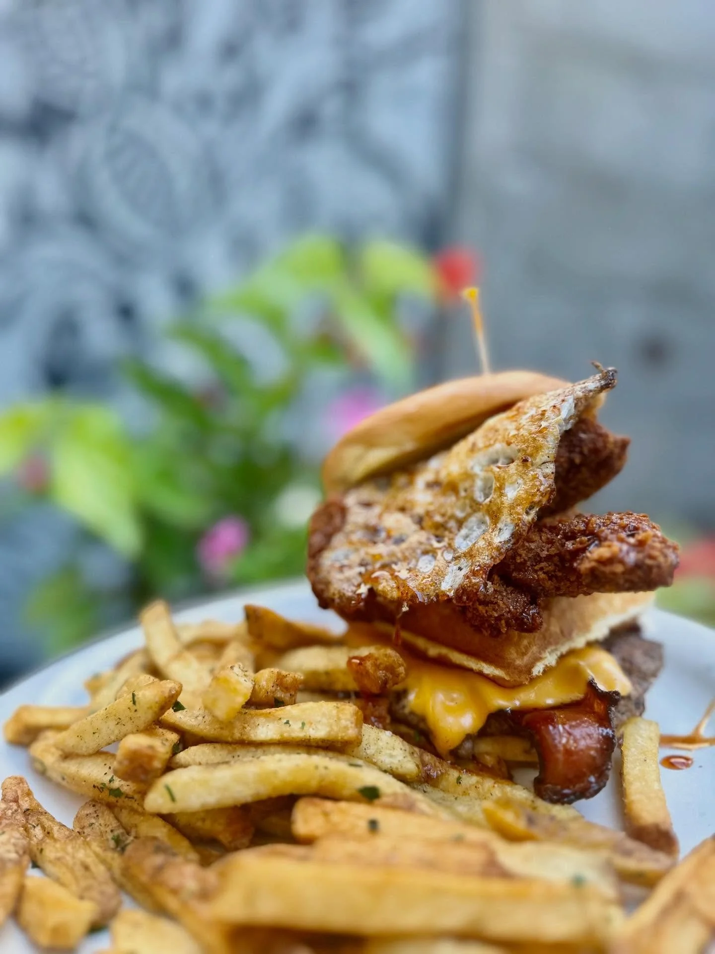 HOW BOUT BRUNCH

Did you forget about these new brunch things? ⚡️

THE BREAKFAST BURGER
🍔 Beef Blend Patty
🍗 Two Chicken Strips
🥓 Bacon
🧀 American Cheese
🧇 1/4 Belgian Waffle
🍯 Hot Honey
🍳 Over Easy Egg on top
🍔 On a Potato Bun

SHRIMP N GRIT